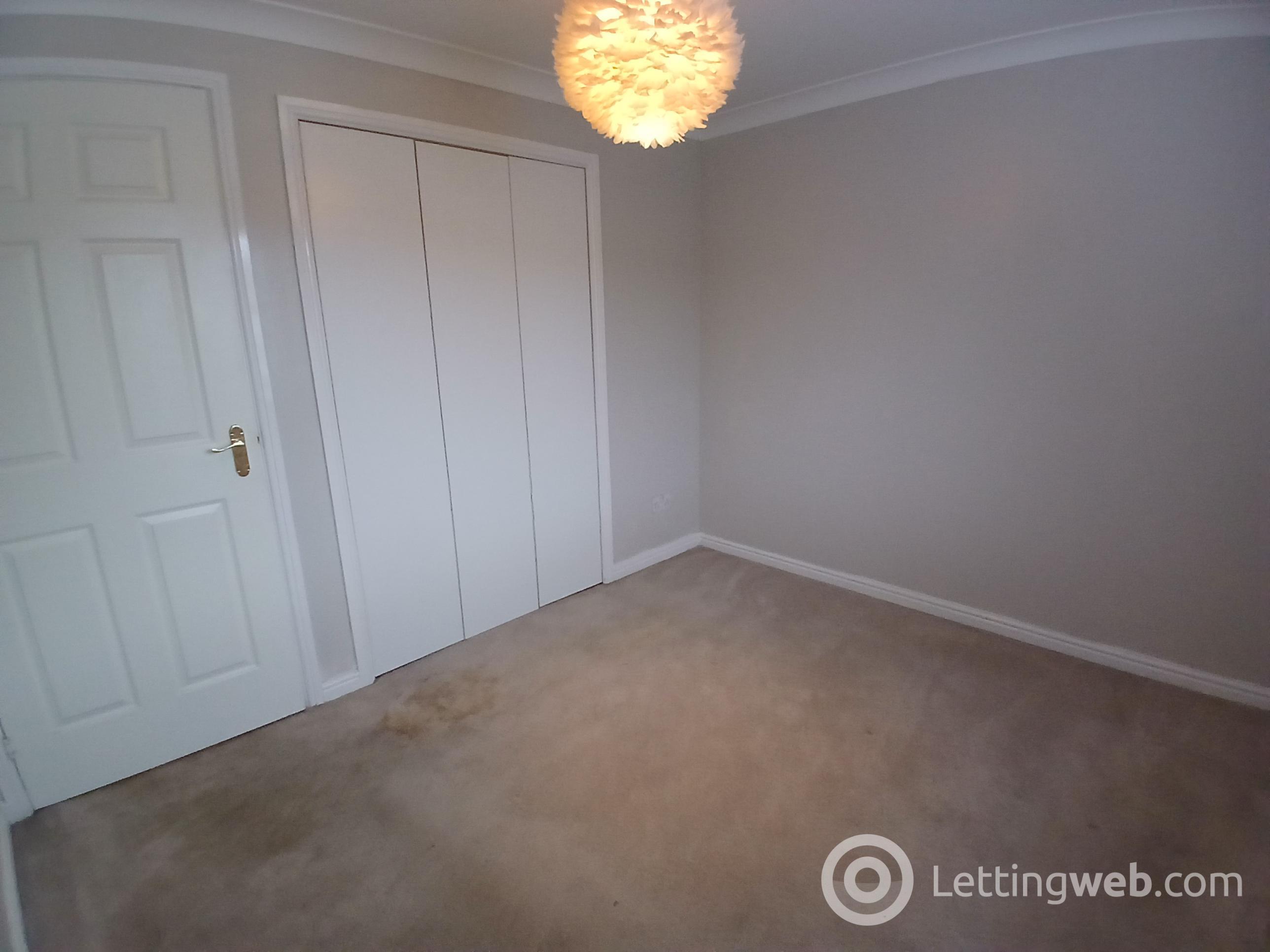 Property to rent in Flat 1, 3 McCormack Place, Larbert, FK5 4TU