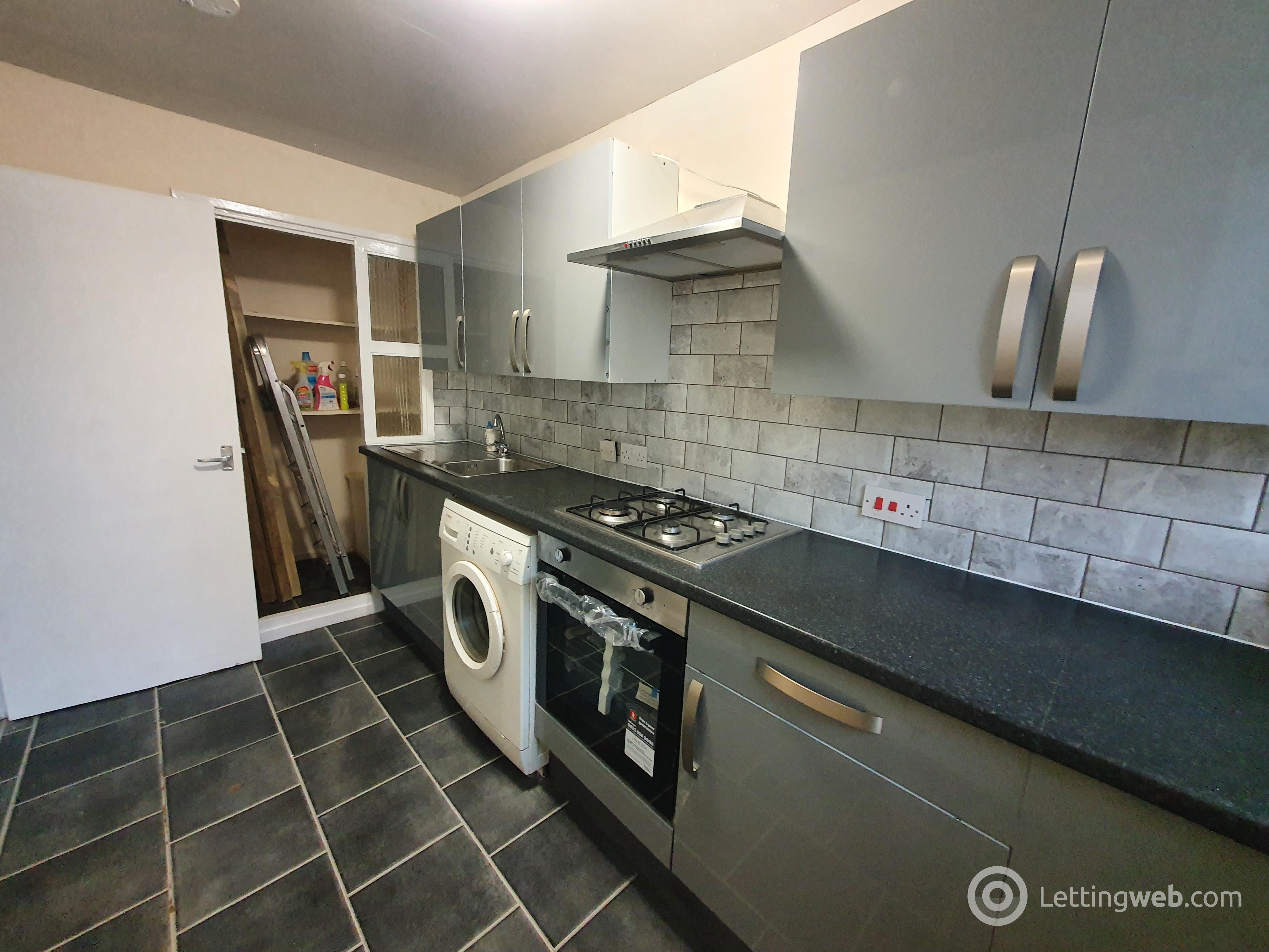 Property to rent in Glenbervie Road, Grangemouth, FK3 9LE