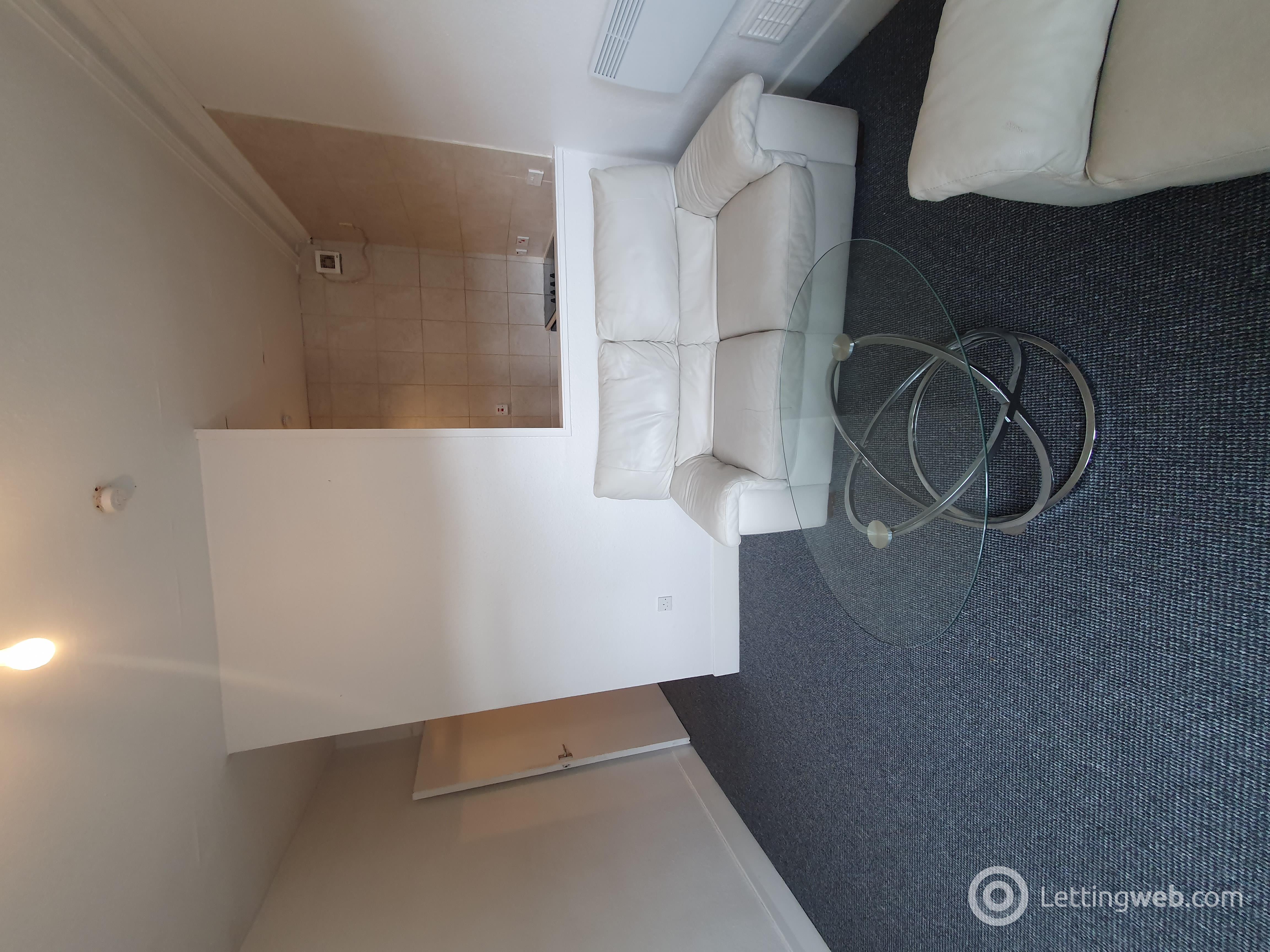 Property to rent in Links Road, Bo'ness, EH51 9AN