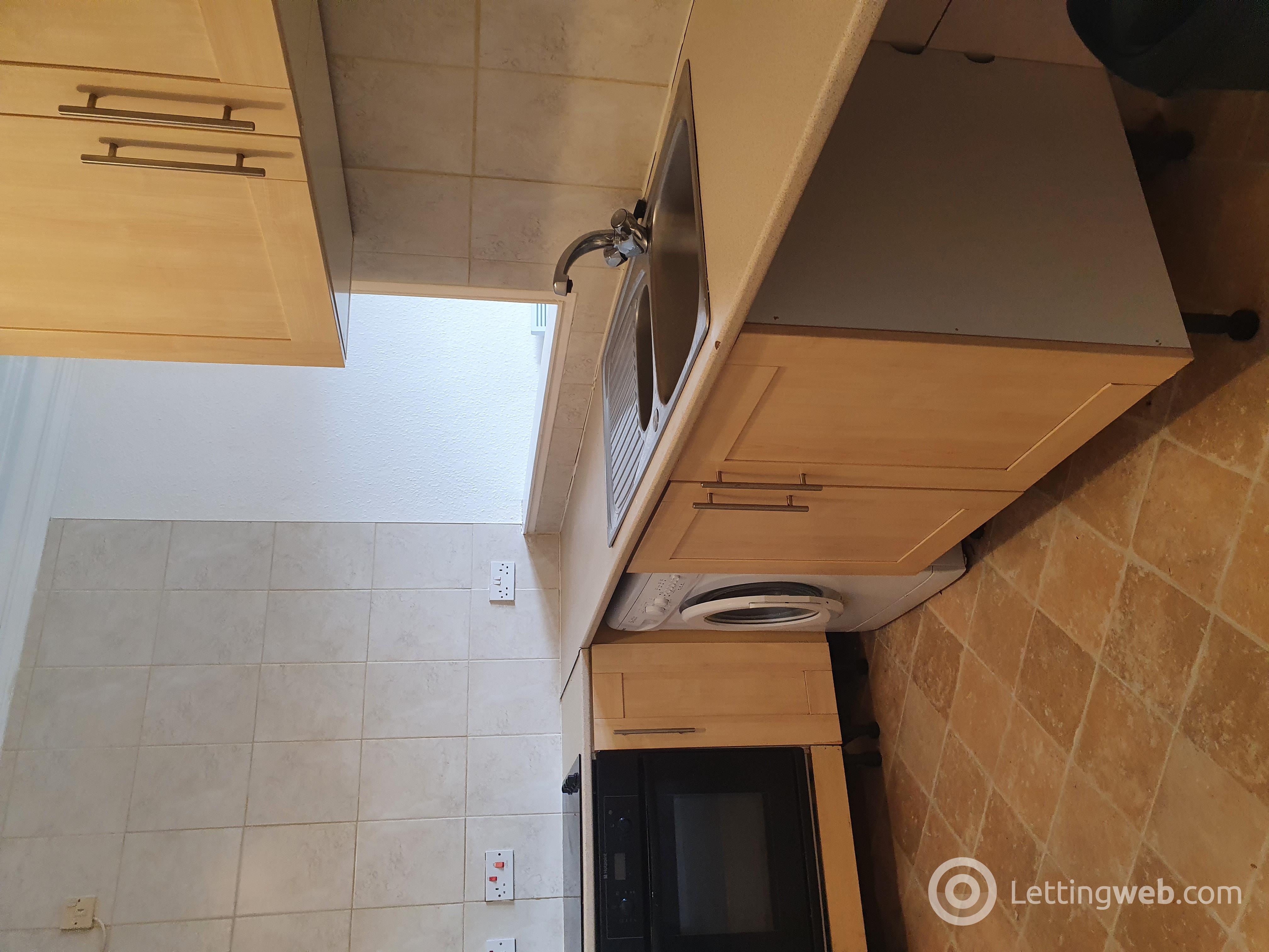 Property to rent in Links Road, Bo'ness, EH51 9AN