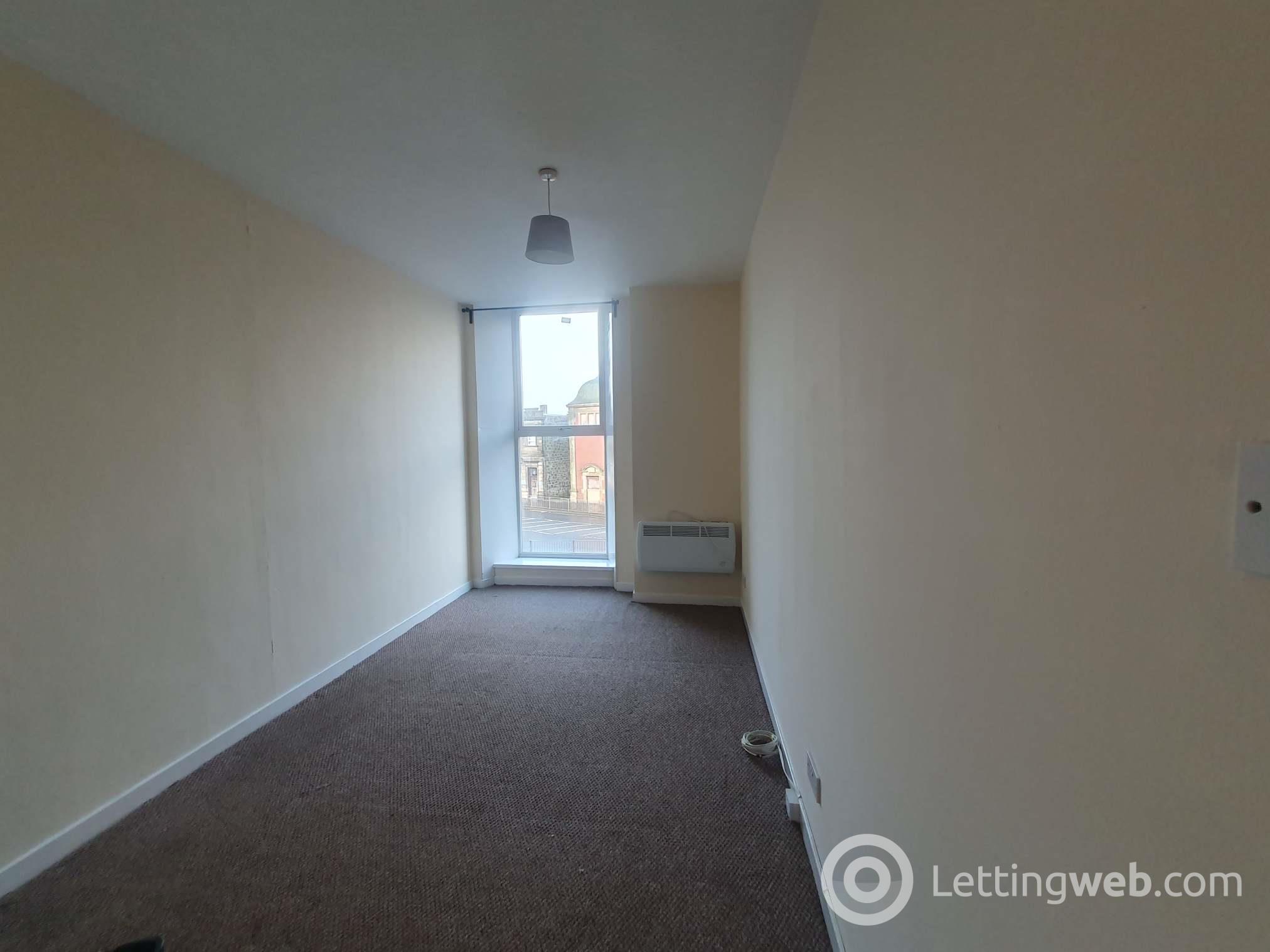 Property to rent in Bo'ness Road, Grangemouth, FK3 8AF