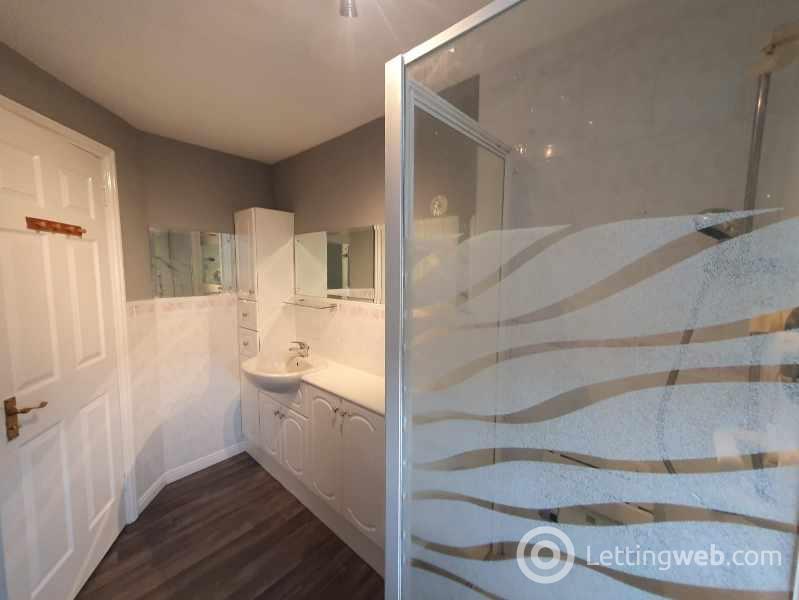 Property to rent in 10 Creteil Court, Falkirk, FK1 1UL