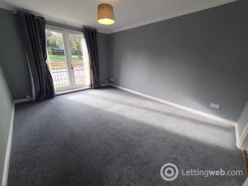 Property to rent in 10 Creteil Court, Falkirk, FK1 1UL