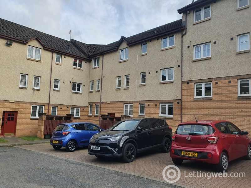Property to rent in 10 Creteil Court, Falkirk, FK1 1UL