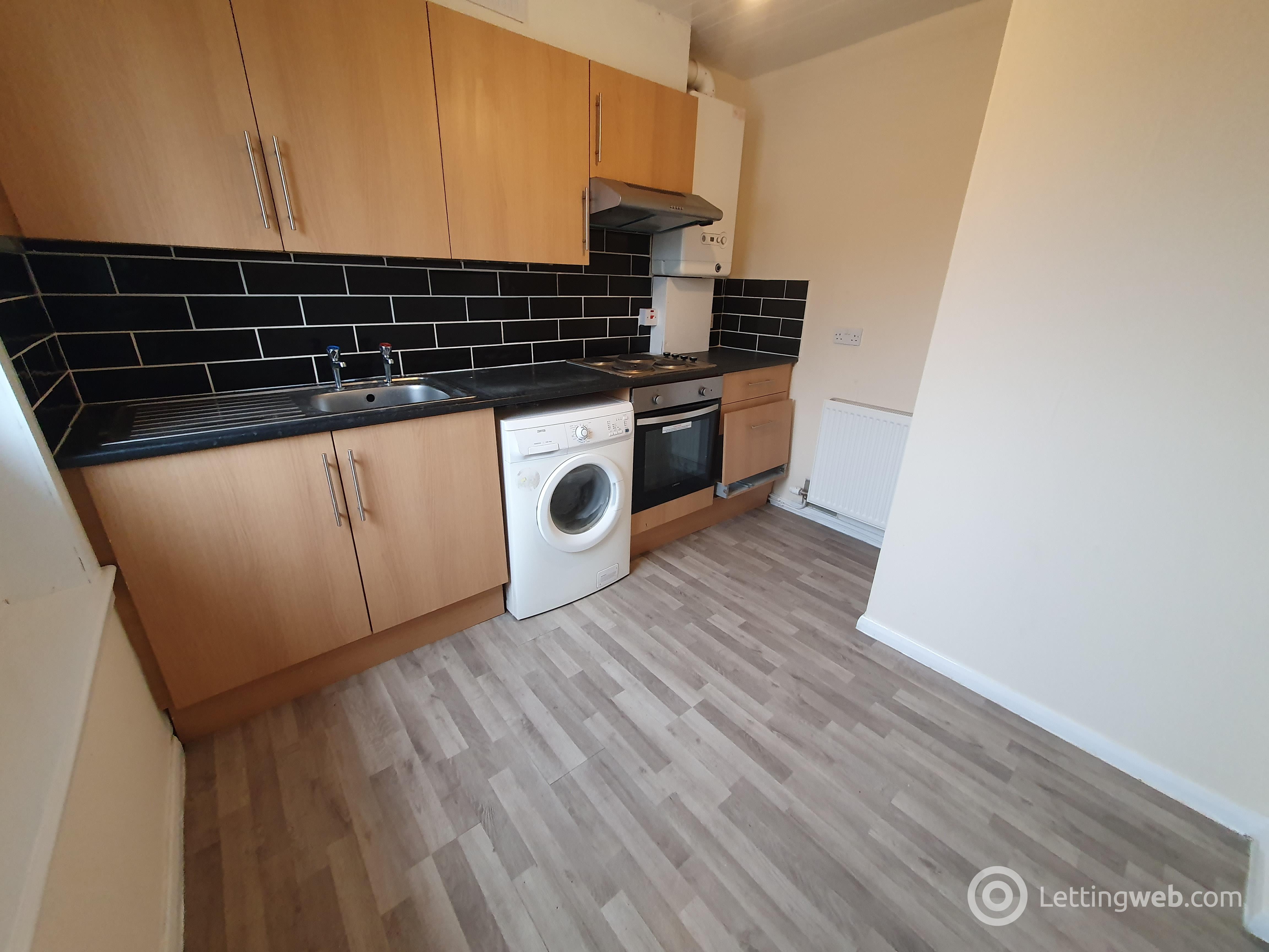 Property to rent in Gill Park, Denny, FK6 6HH