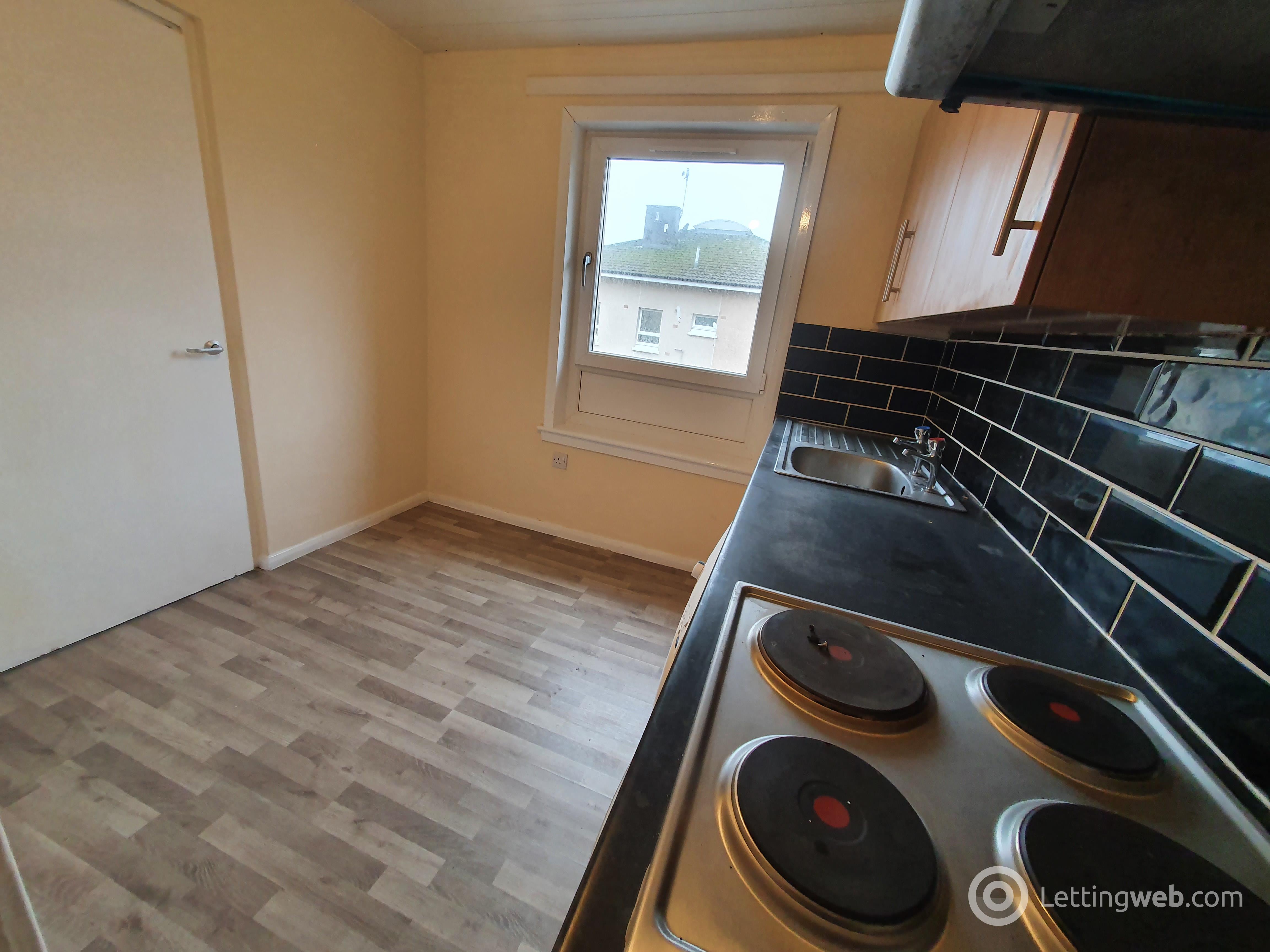 Property to rent in Gill Park, Denny, FK6 6HH