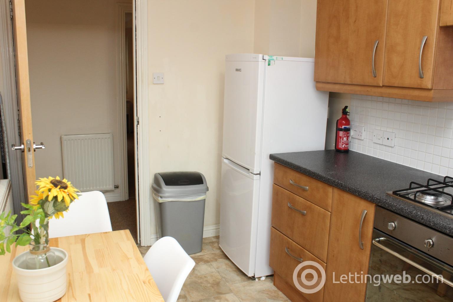 Property to rent in Victoria Road, Dundee, DD1 2NY