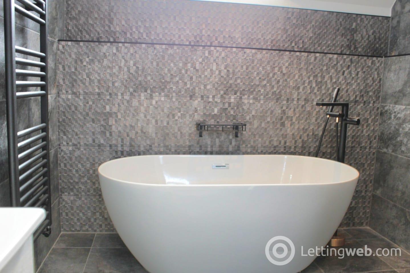 Property to rent in Shaftesbury Road, Dundee, DD2 1HN