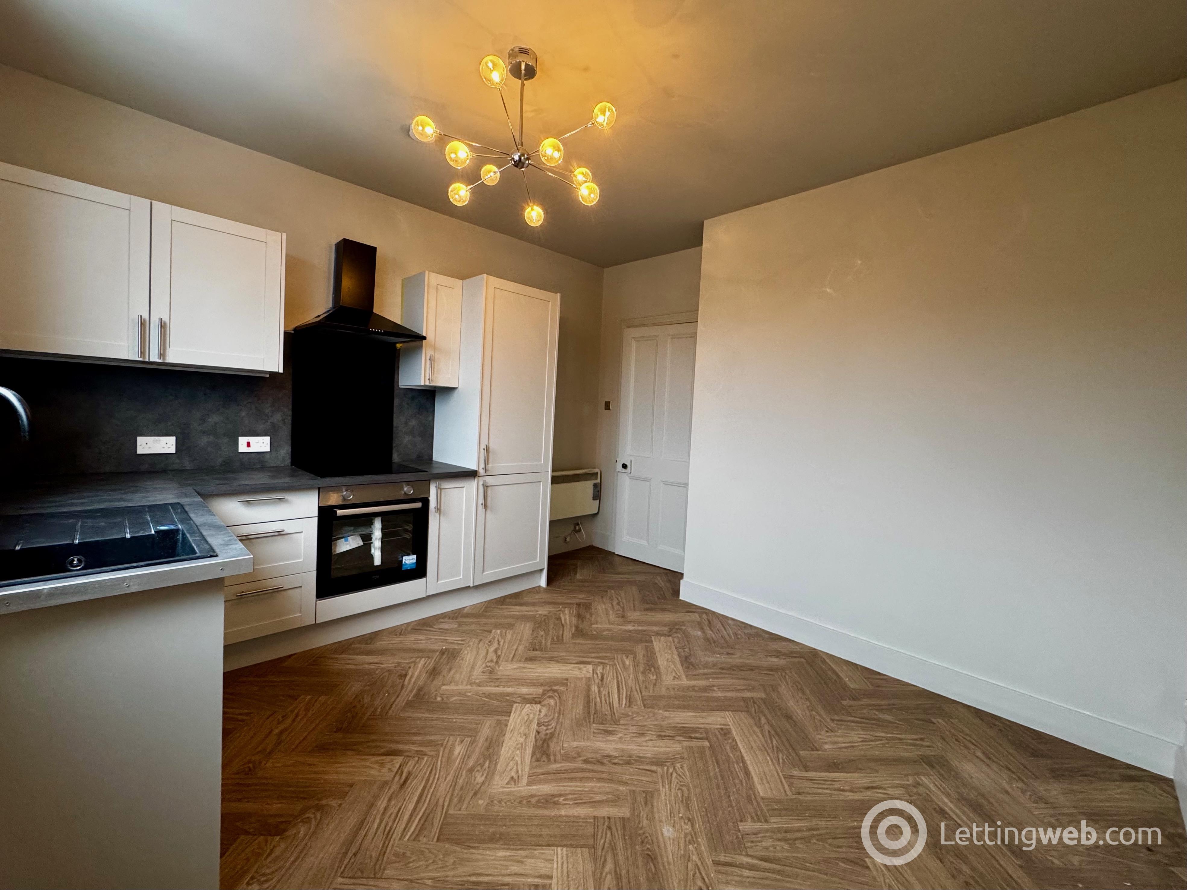 Property to rent in 165 Hardgate, Aberdeen, AB11 6XQ