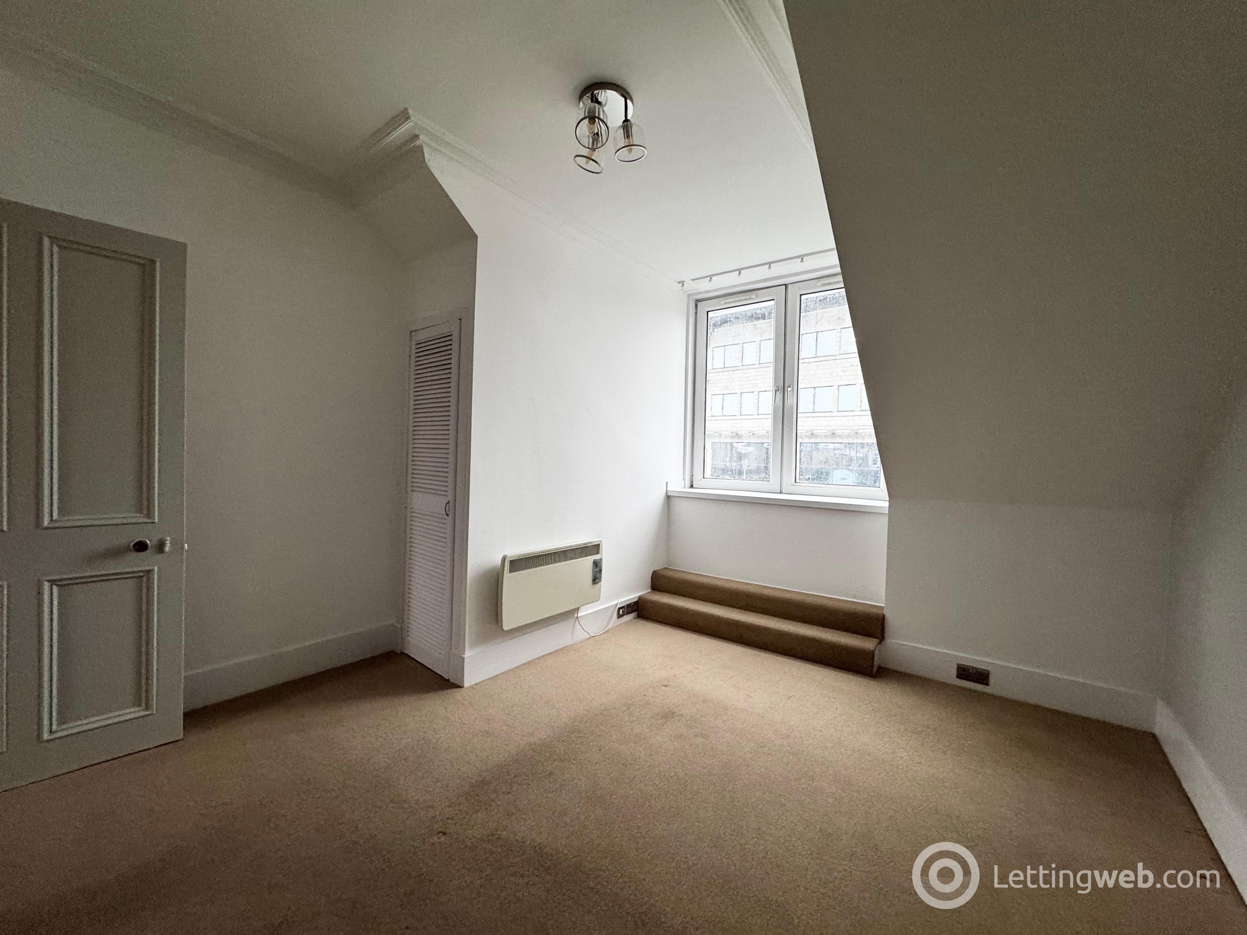 Property to rent in 165 Hardgate, Aberdeen, AB11 6XQ