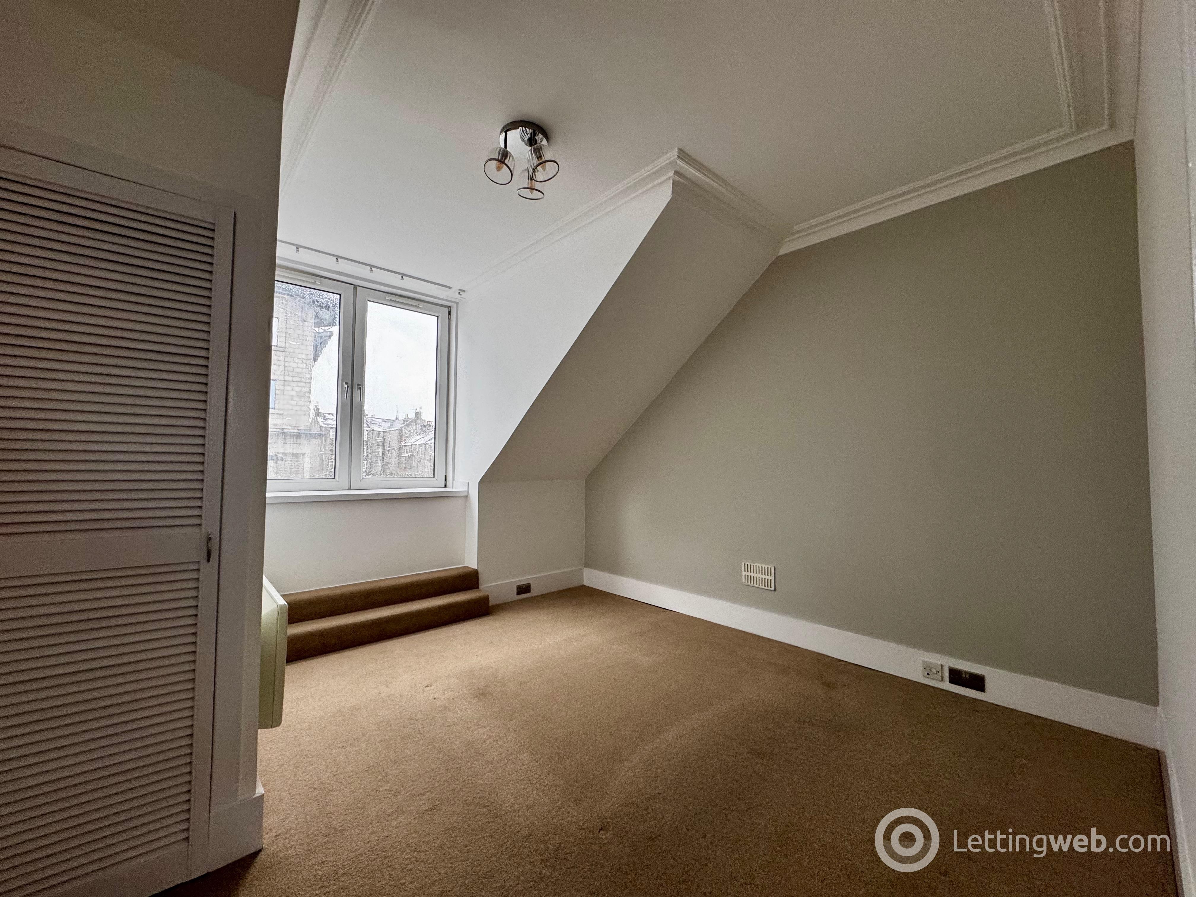 Property to rent in 165 Hardgate, Aberdeen, AB11 6XQ