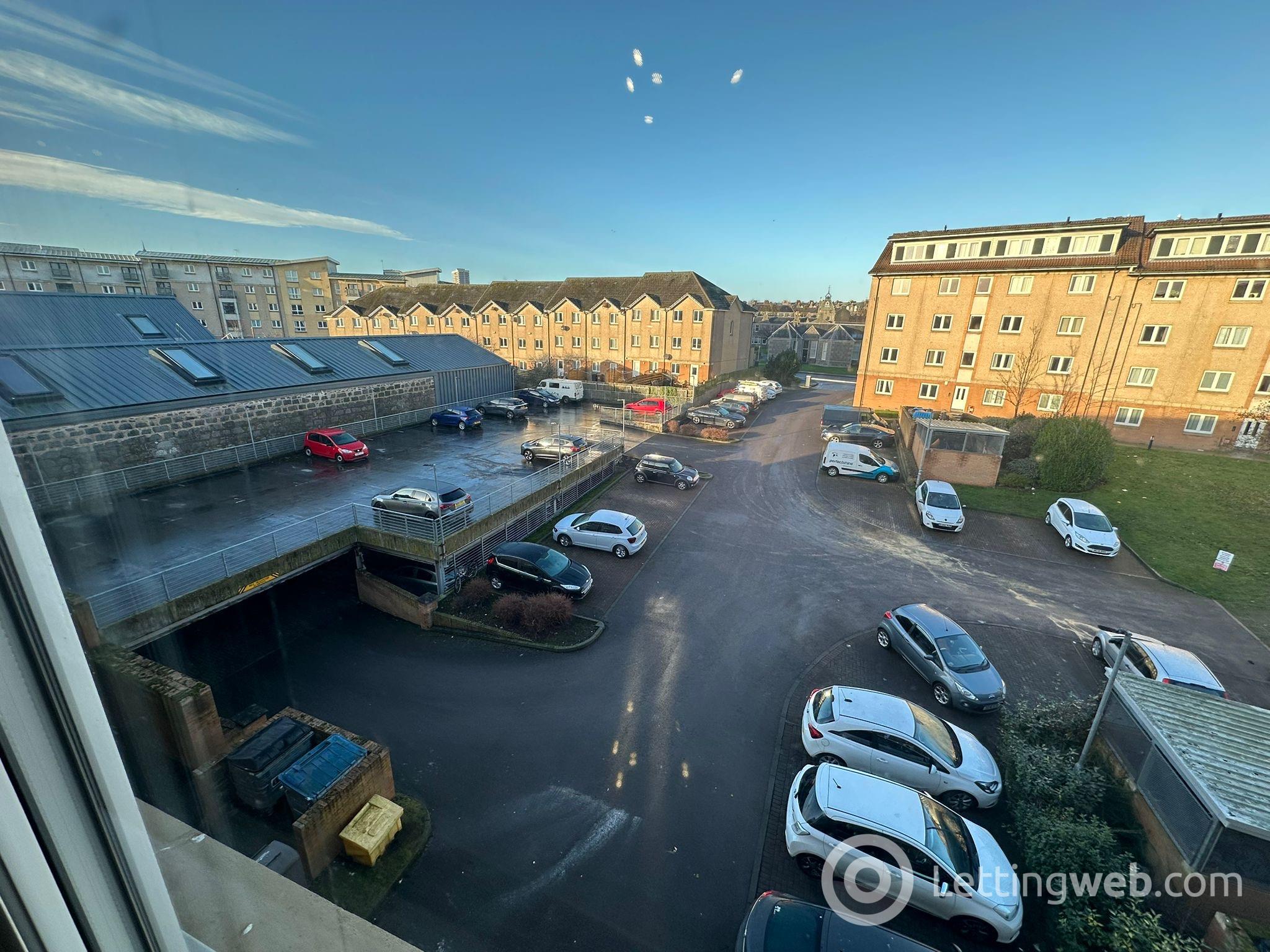 Property to rent in 343 Links Road, Aberdeen, AB24 5DJ