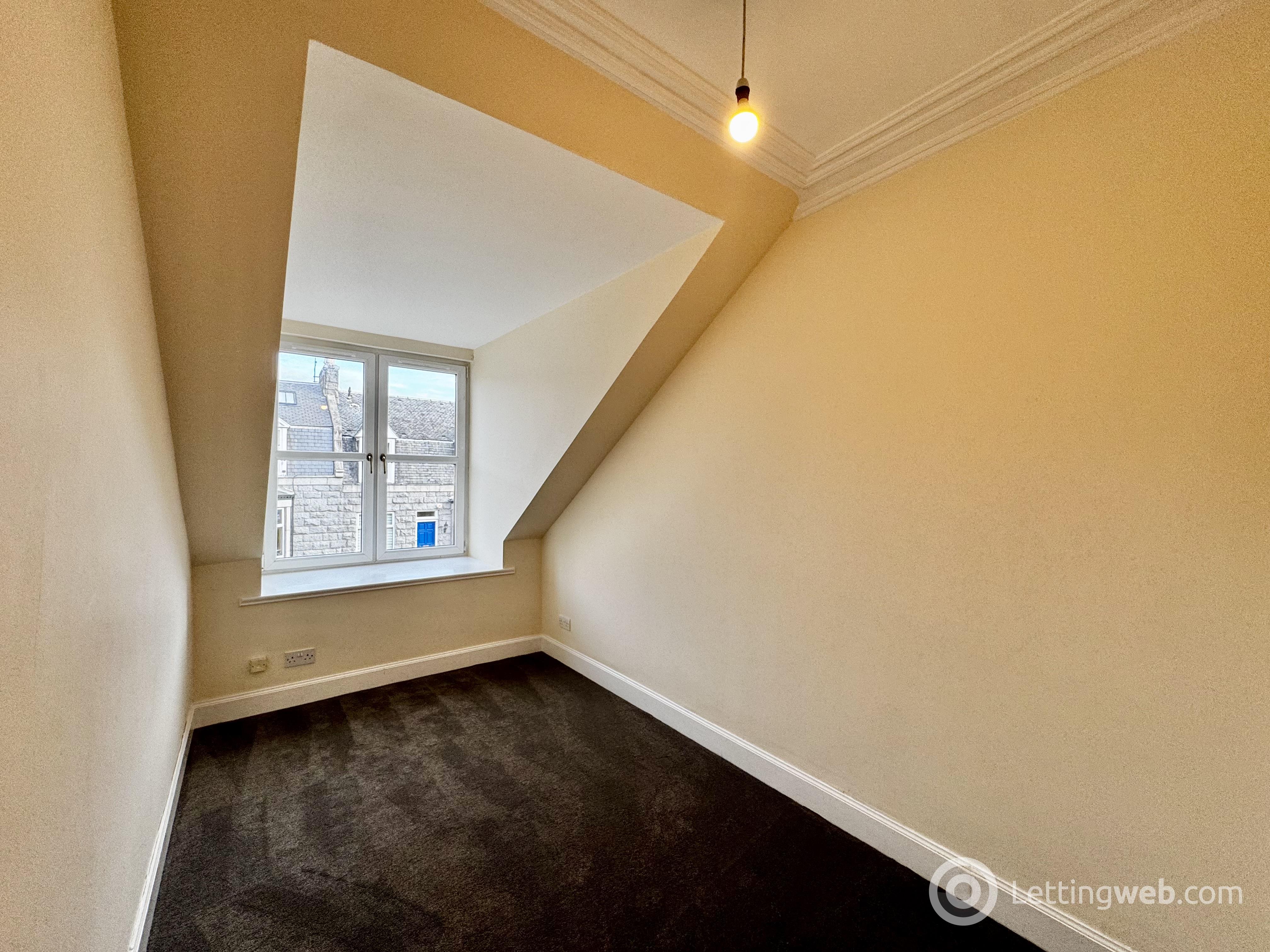 Property to rent in 32 Duthie Terrace, Aberdeen, AB10 7PQ