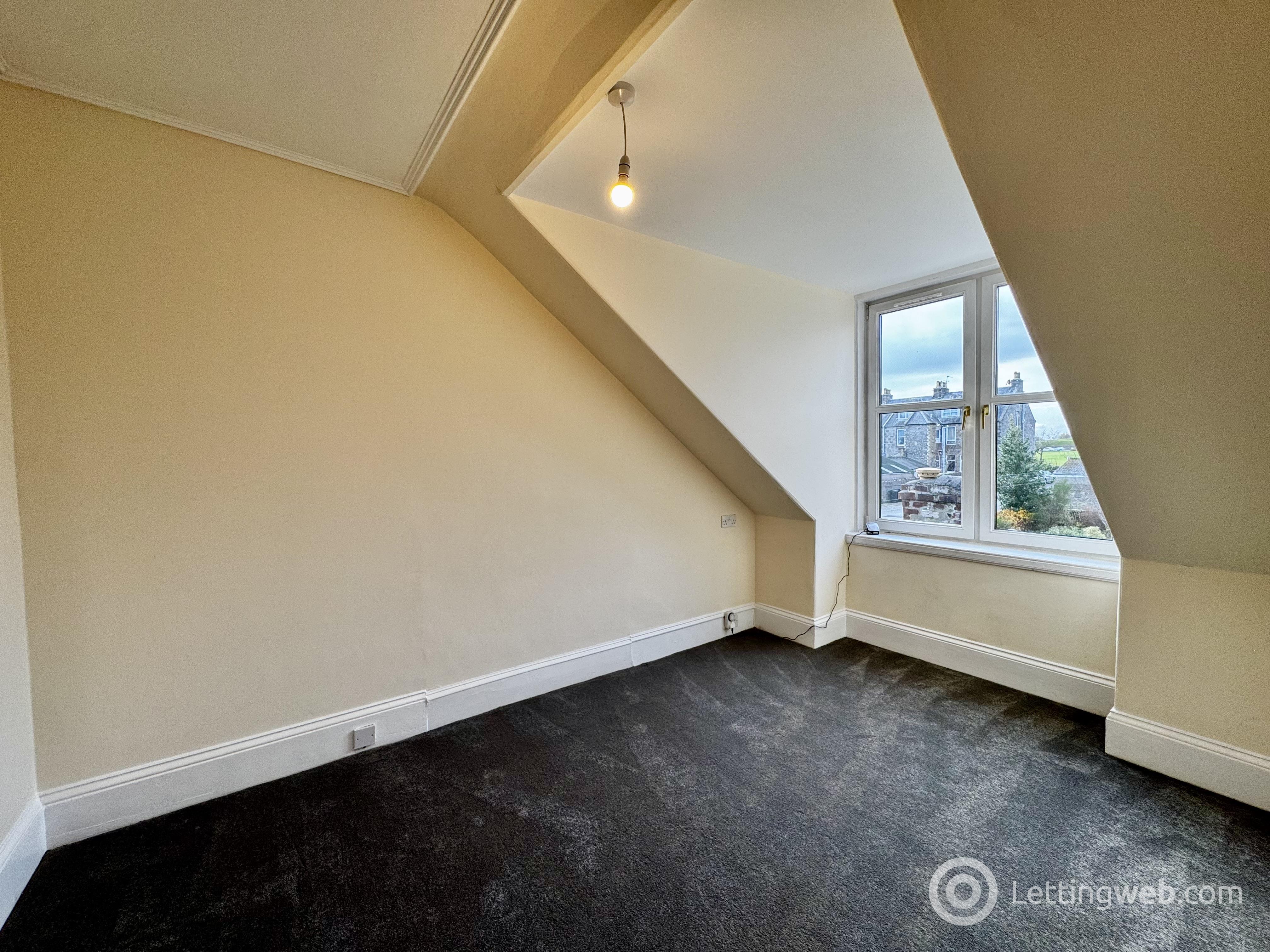 Property to rent in 32 Duthie Terrace, Aberdeen, AB10 7PQ