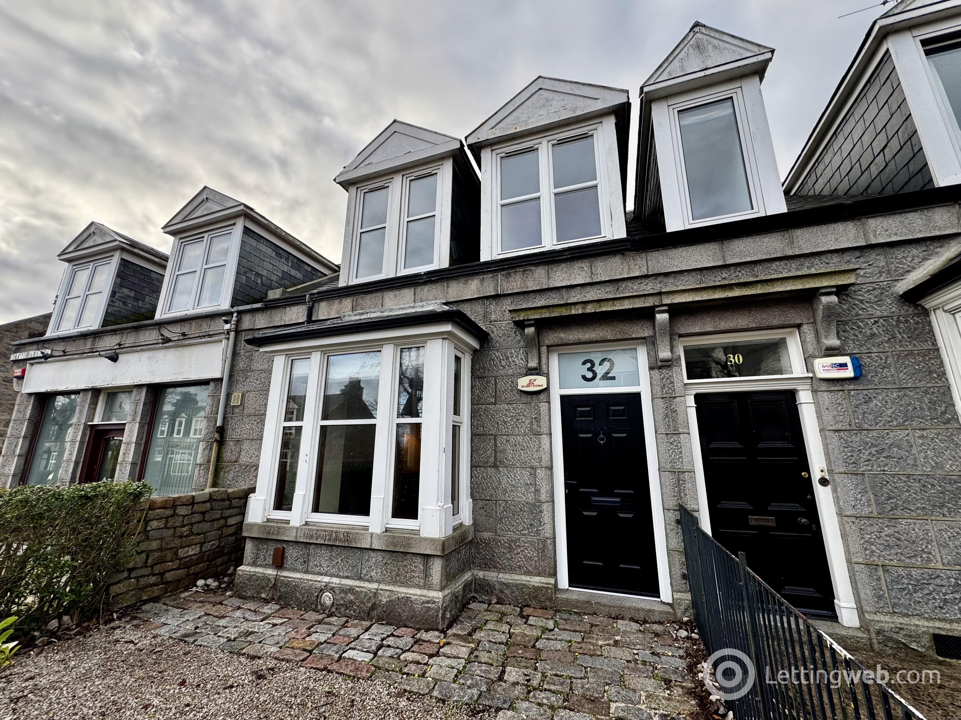 Property to rent in 32 Duthie Terrace, Aberdeen, AB10 7PQ