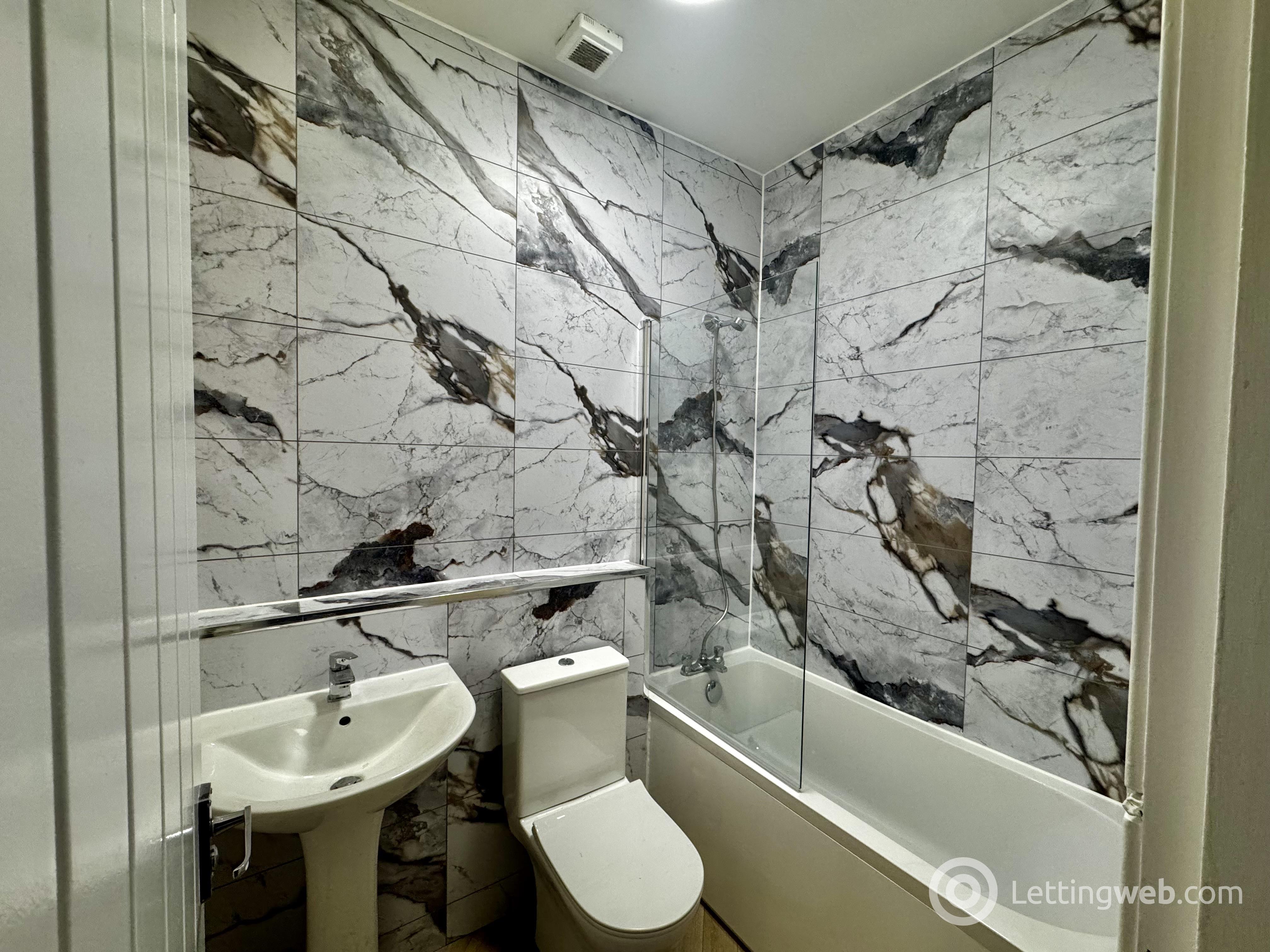 Property to rent in 79 Jute Street, Aberdeen, AB24 3HA