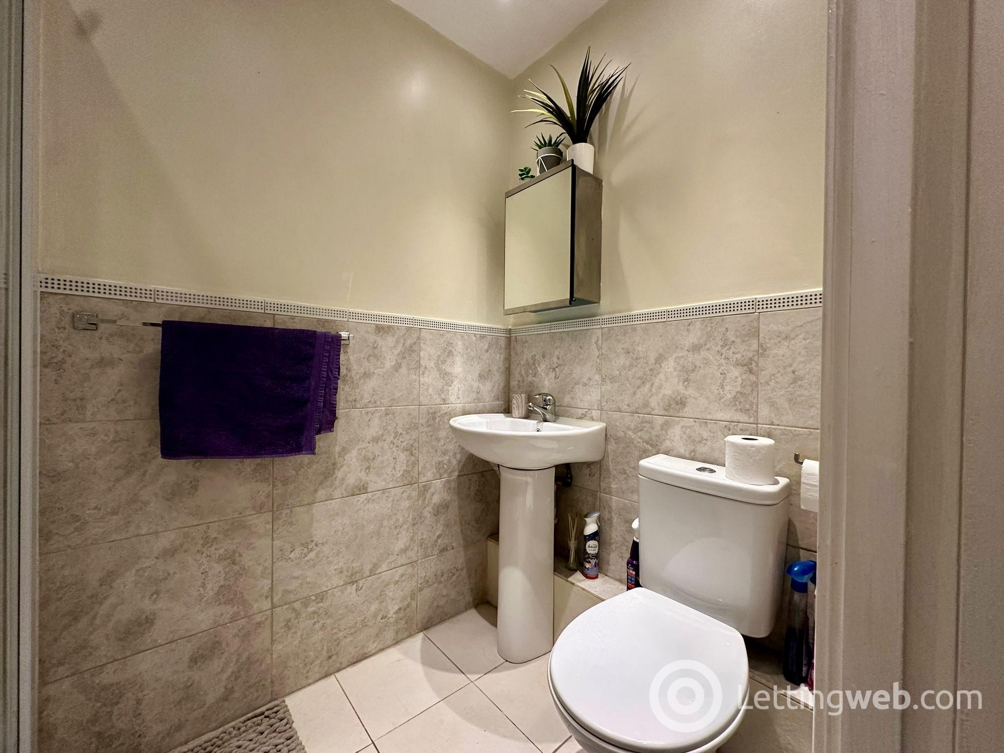 Property to rent in 28 Ashvale Place, Aberdeen, AB10 6QA