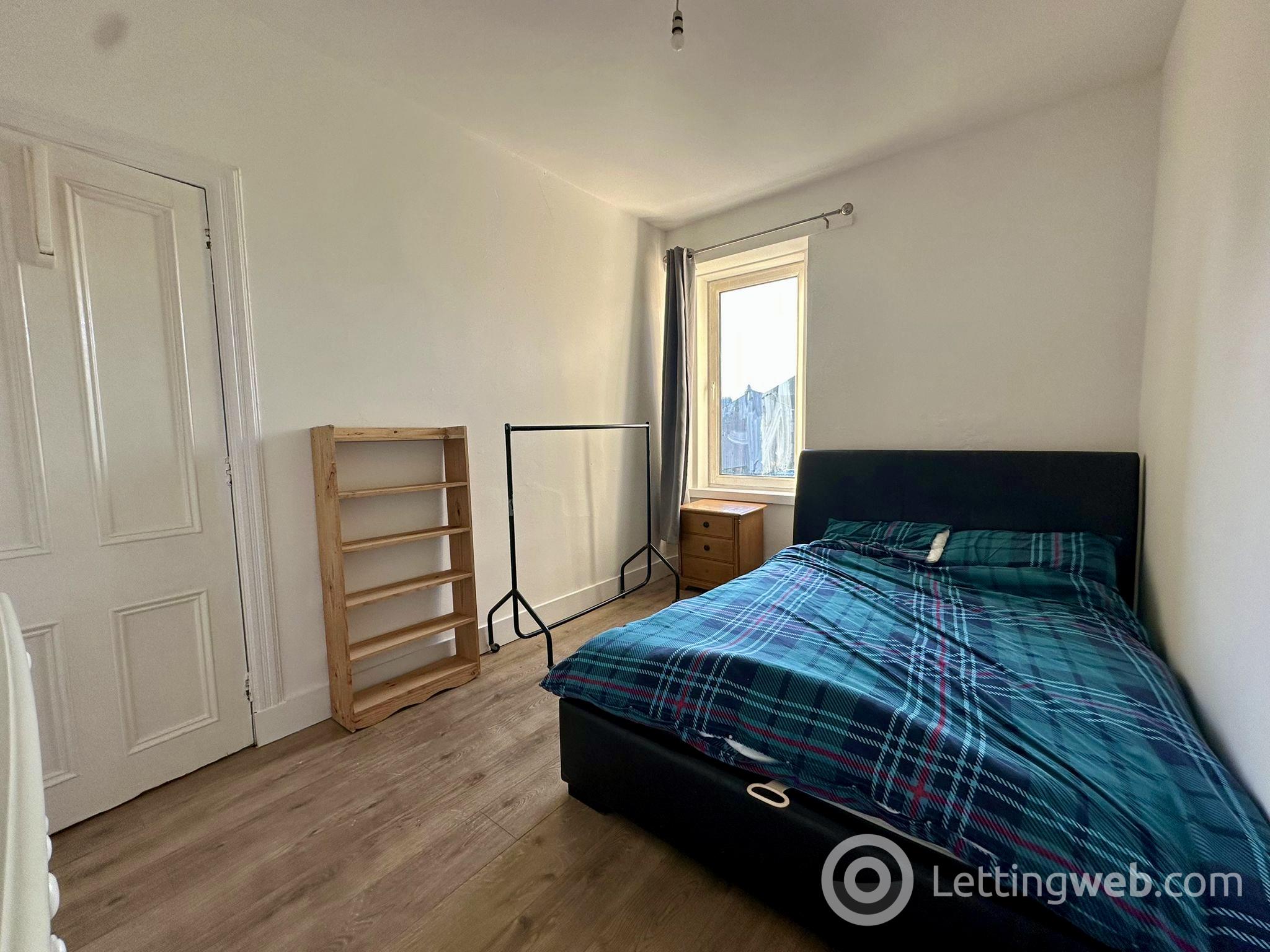 Property to rent in 21 Skene Square, Aberdeen, AB25 2UU