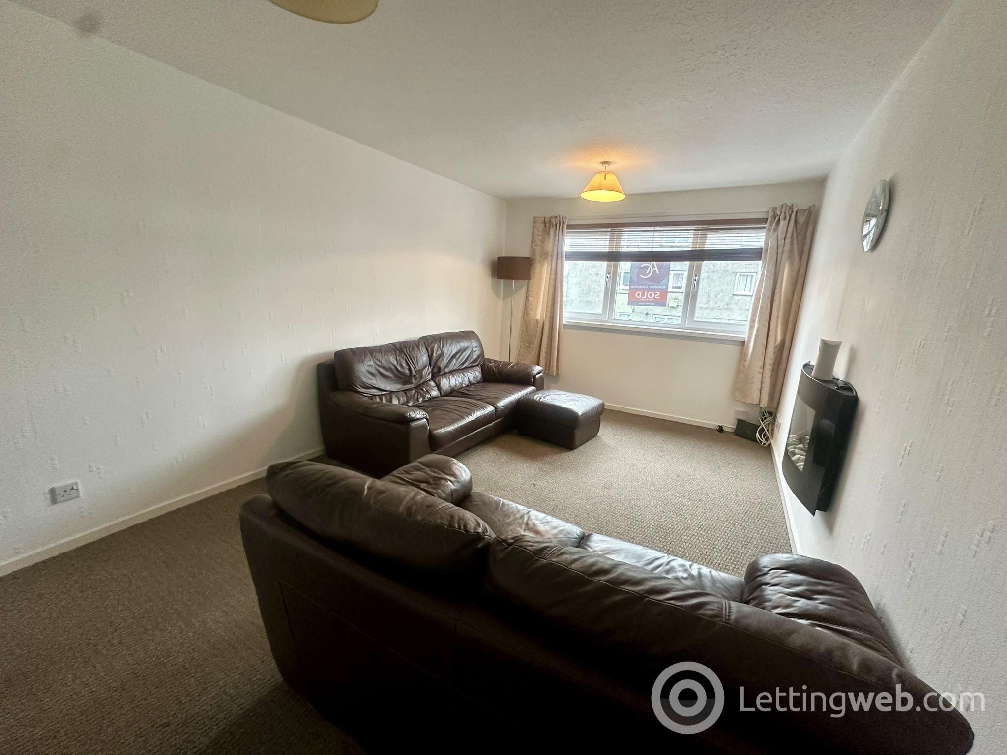 Property to rent in 54 Bonnyview Drive, Aberdeen, AB16 7FW