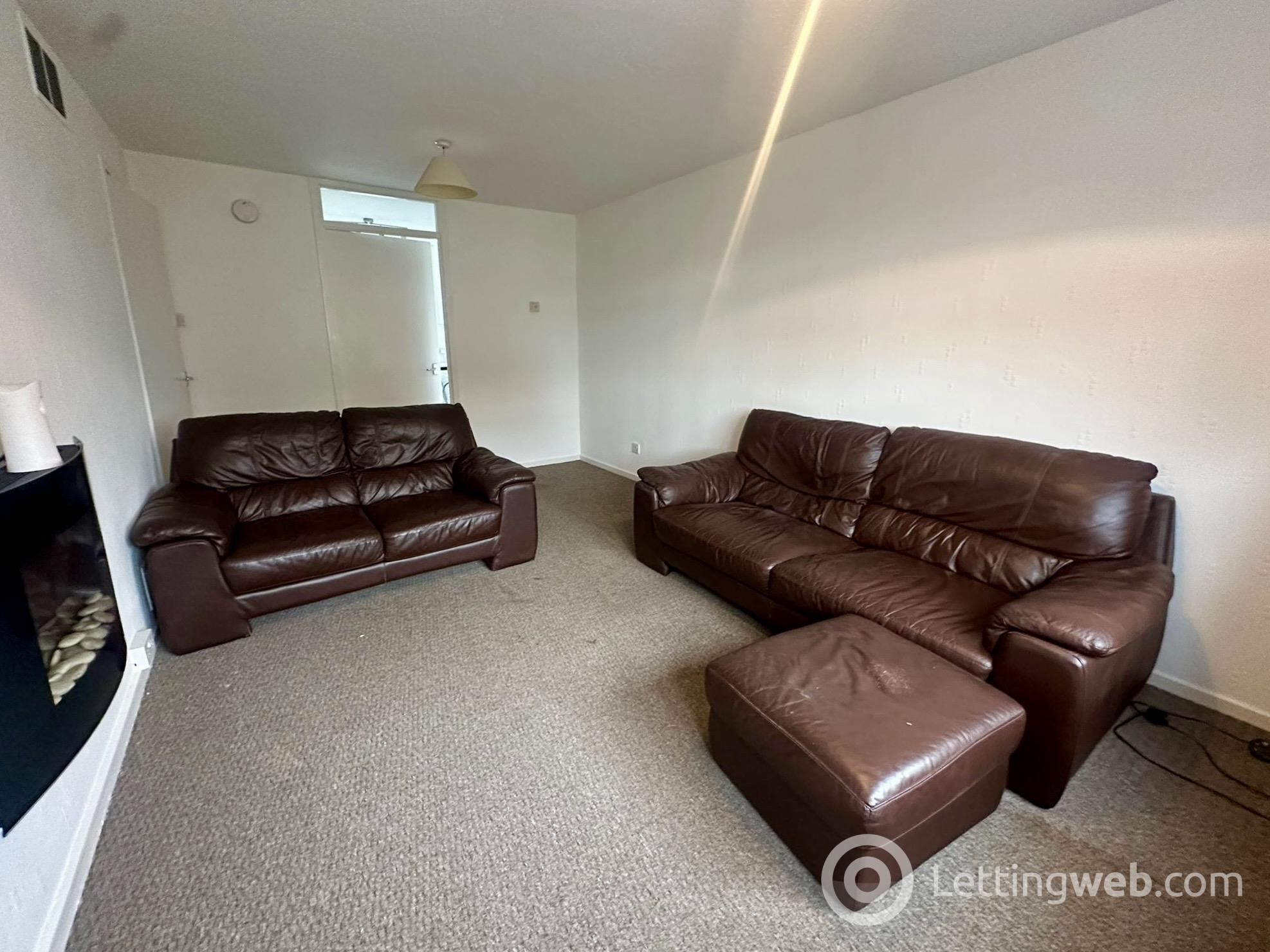 Property to rent in 54 Bonnyview Drive, Aberdeen, AB16 7FW