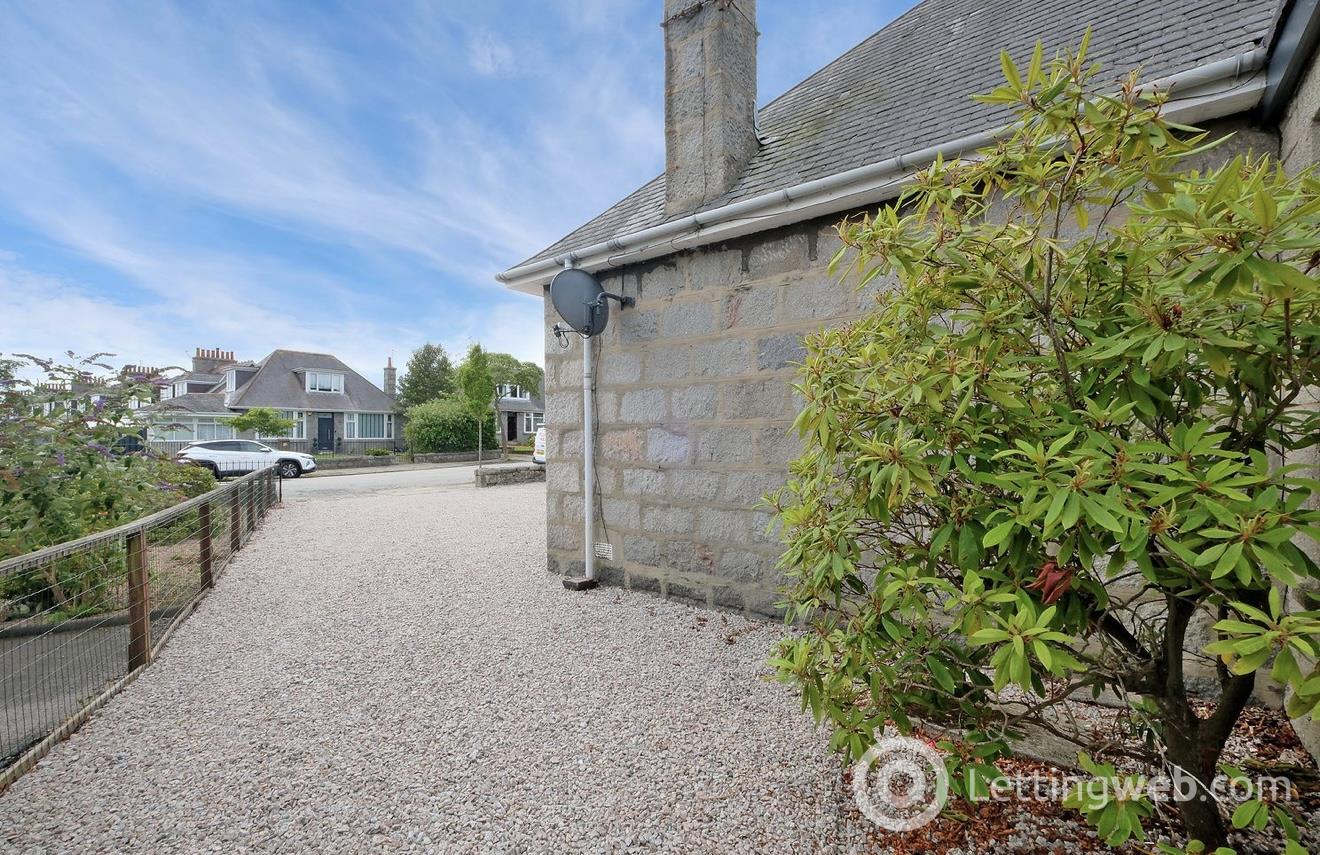 Property to rent in 72 Louisville Avenue, Aberdeen, AB15 4TX