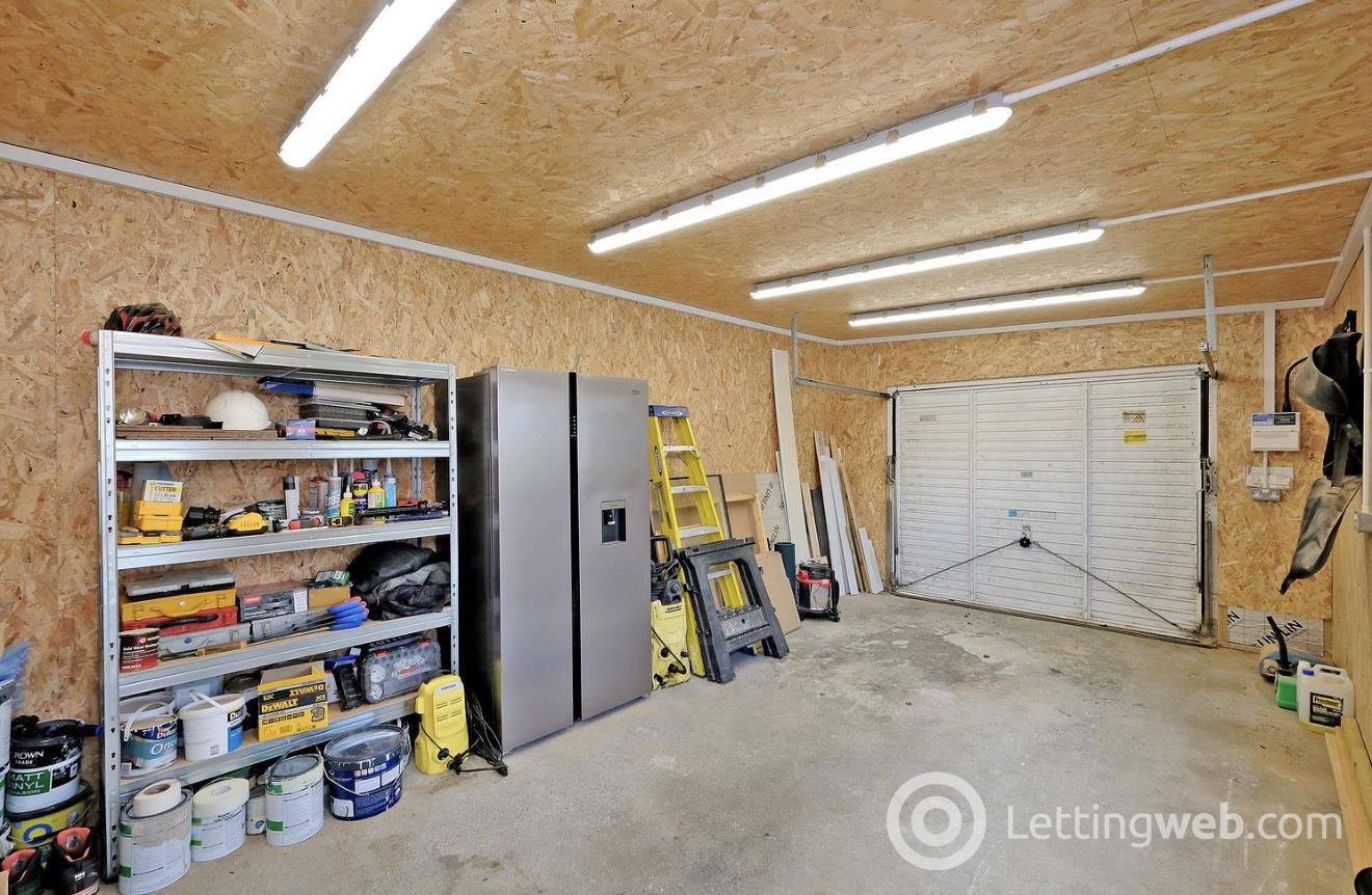 Property to rent in 72 Louisville Avenue, Aberdeen, AB15 4TX