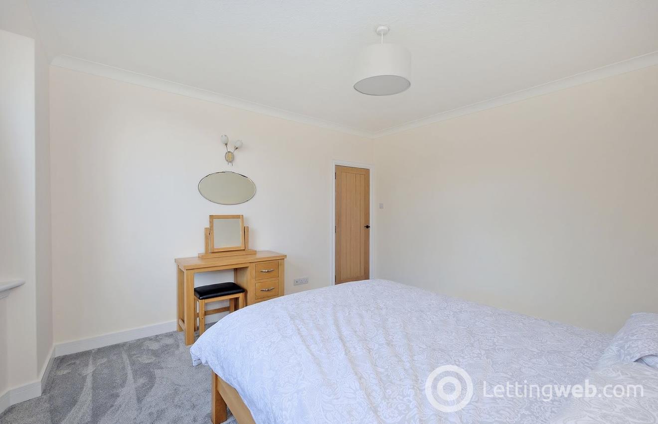 Property to rent in 72 Louisville Avenue, Aberdeen, AB15 4TX