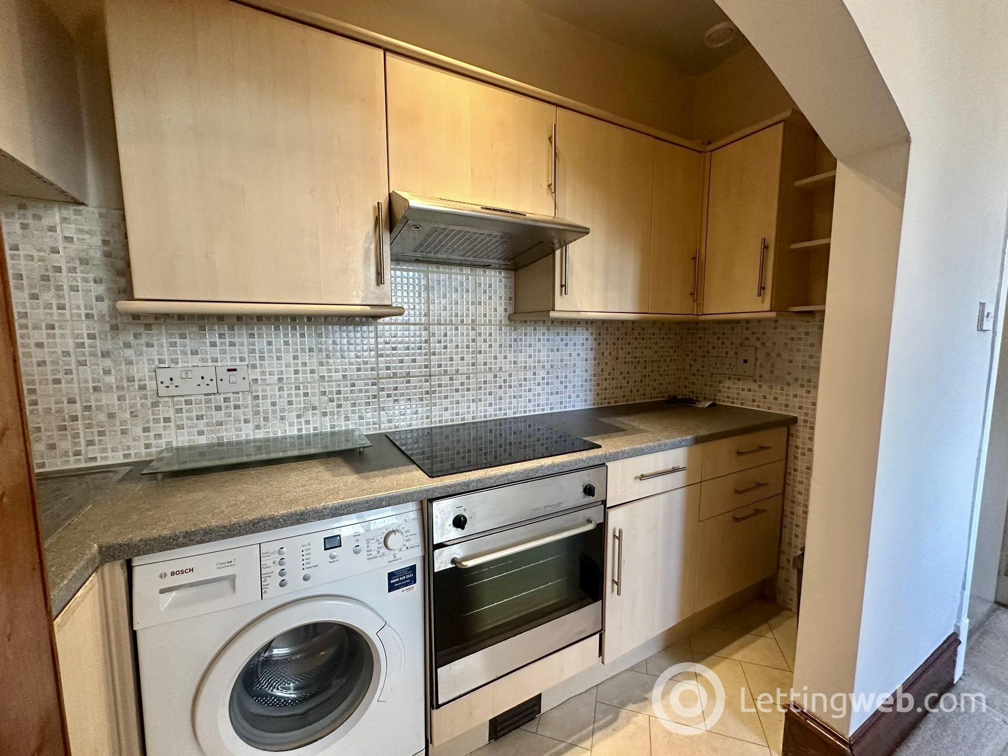 Property to rent in 163 Hardgate, Aberdeen, AB11 6XQ