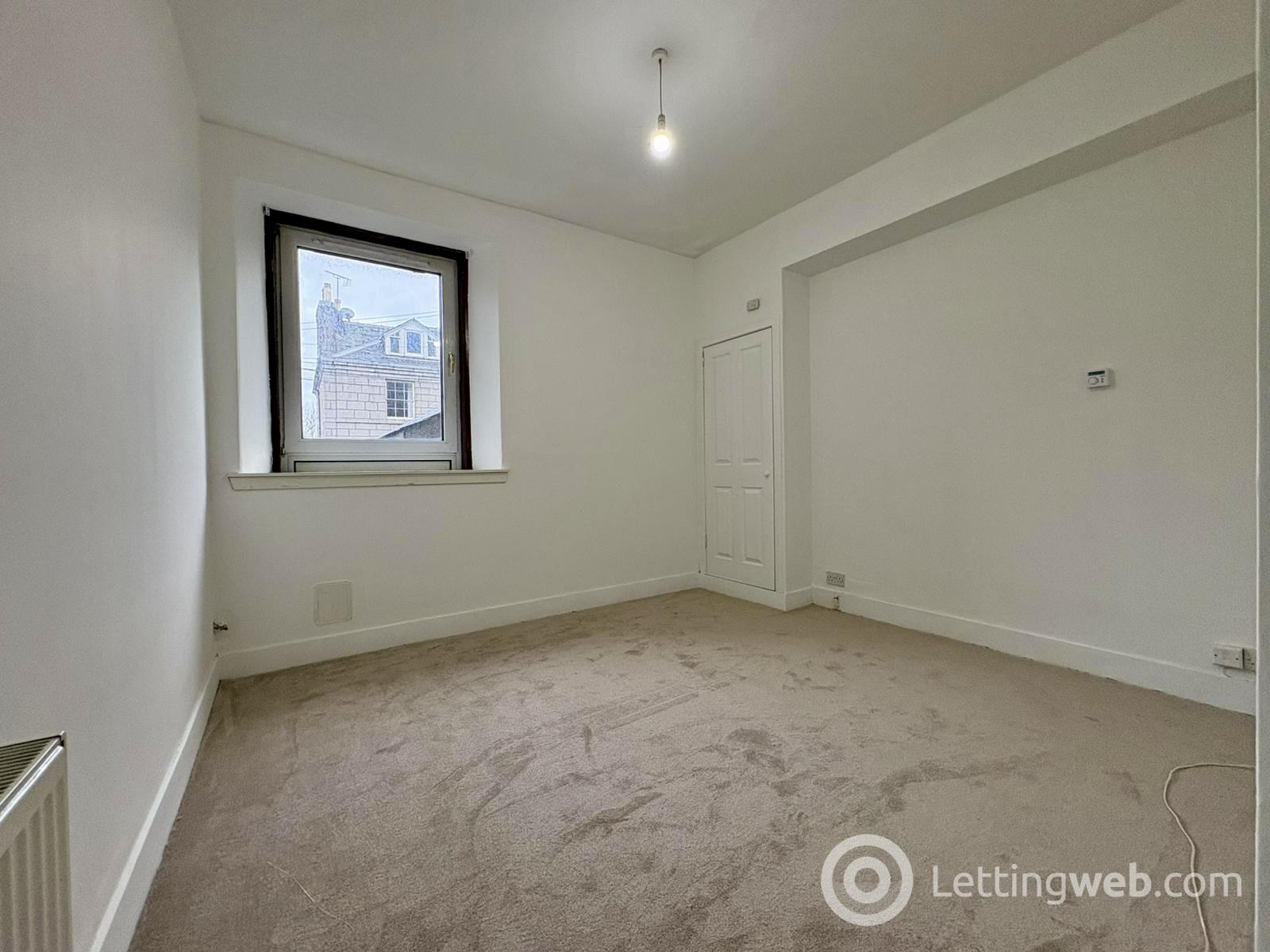 Property to rent in 160B, Hutcheon Street, Aberdeen, AB25 3RX