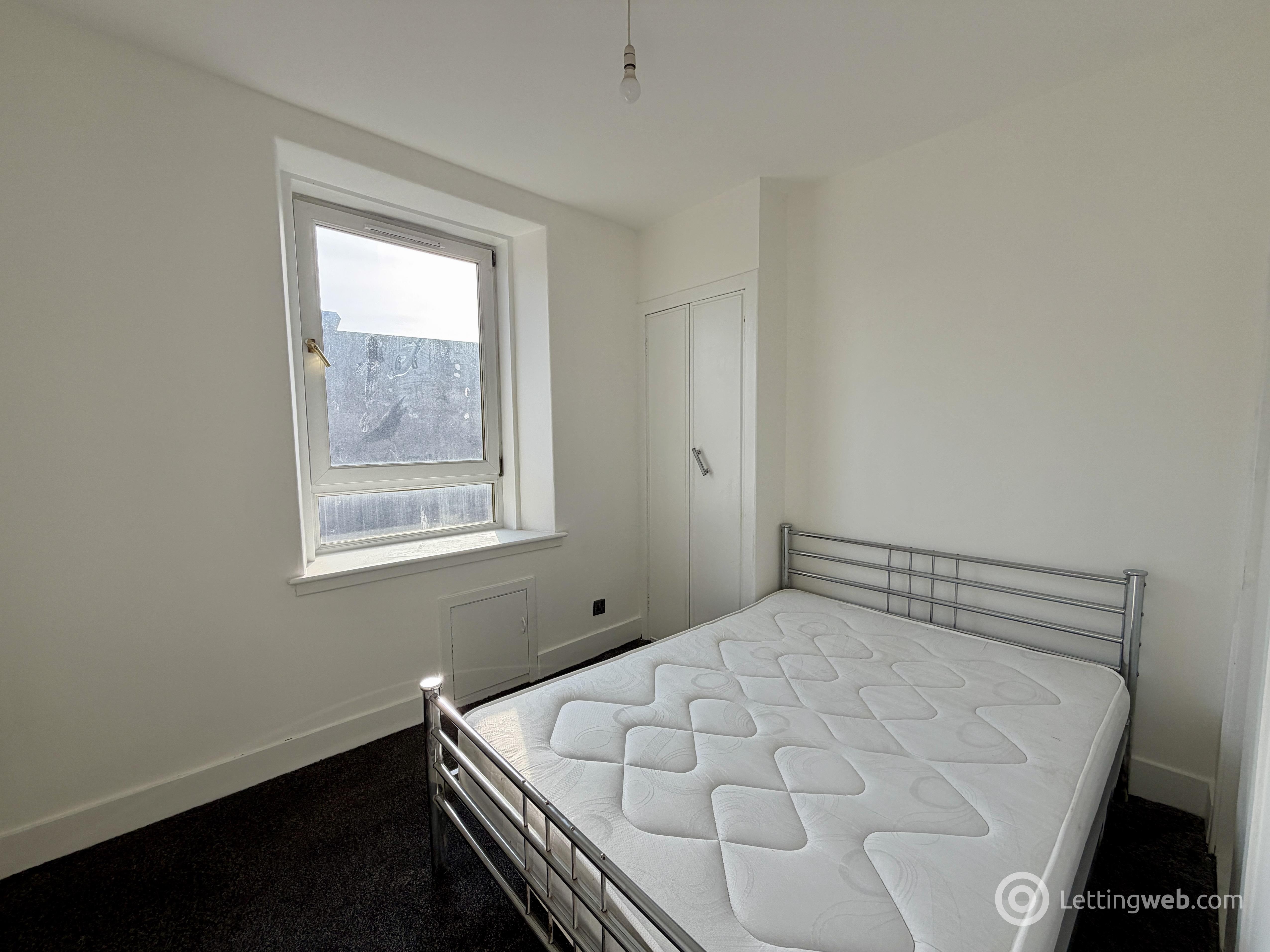 Property to rent in Second Floor Left, 65 Summer Street, Aberdeen, AB10 1SJ