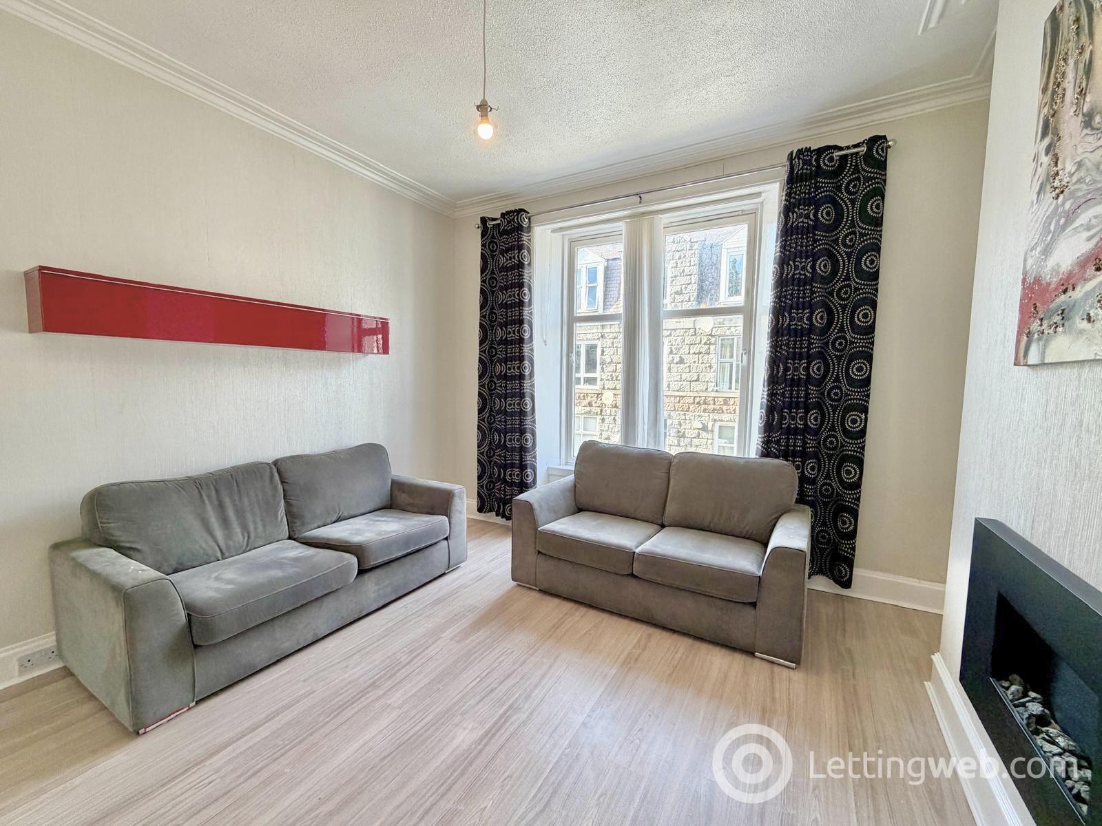 Property to rent in Second Floor Right, 29 Wallfield Place, Aberdeen, AB25 2JQ