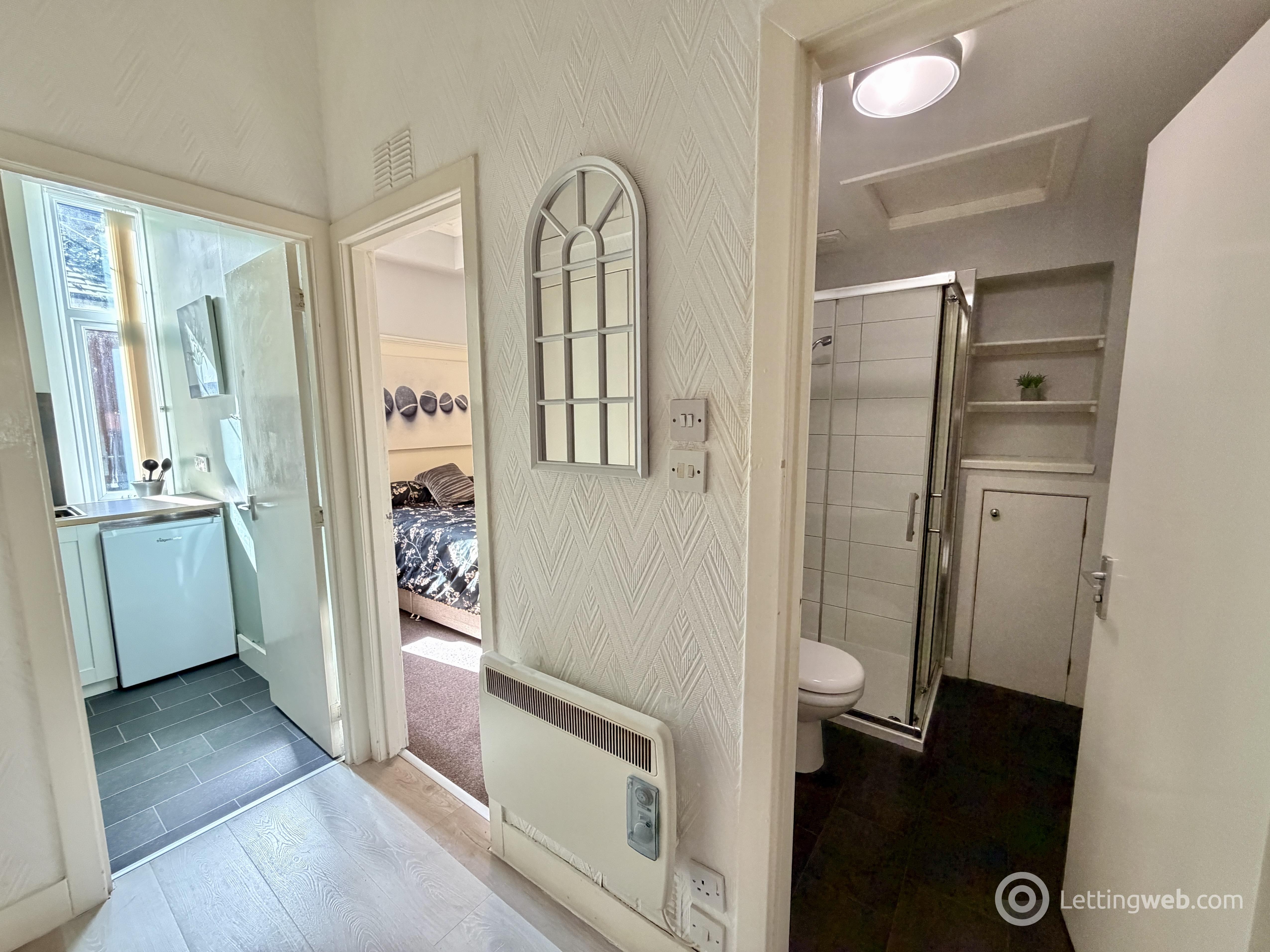 Property to rent in Flat A, 27 Skene Square, Aberdeen, AB25 2UP