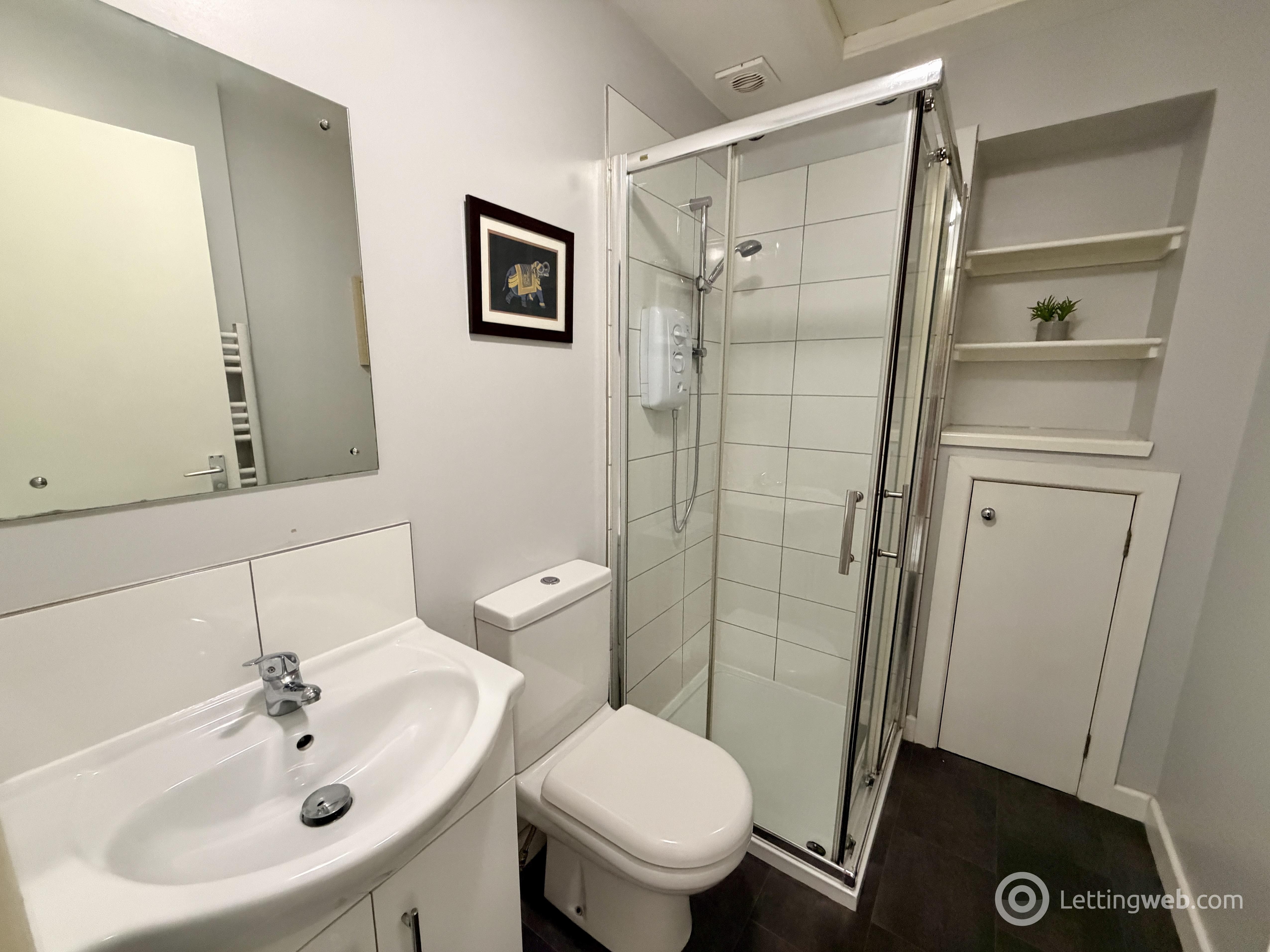 Property to rent in Flat A, 27 Skene Square, Aberdeen, AB25 2UP