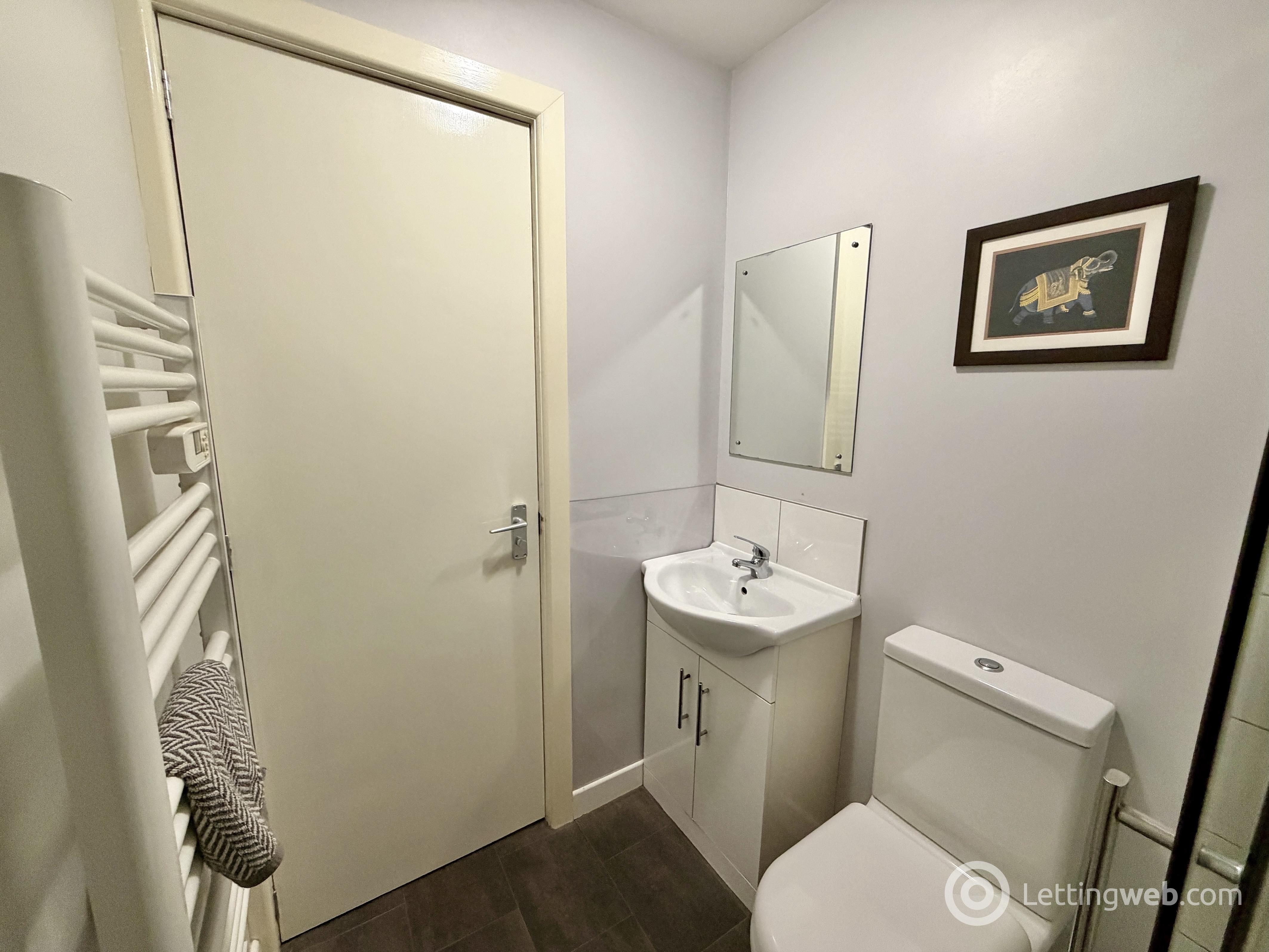 Property to rent in Flat A, 27 Skene Square, Aberdeen, AB25 2UP