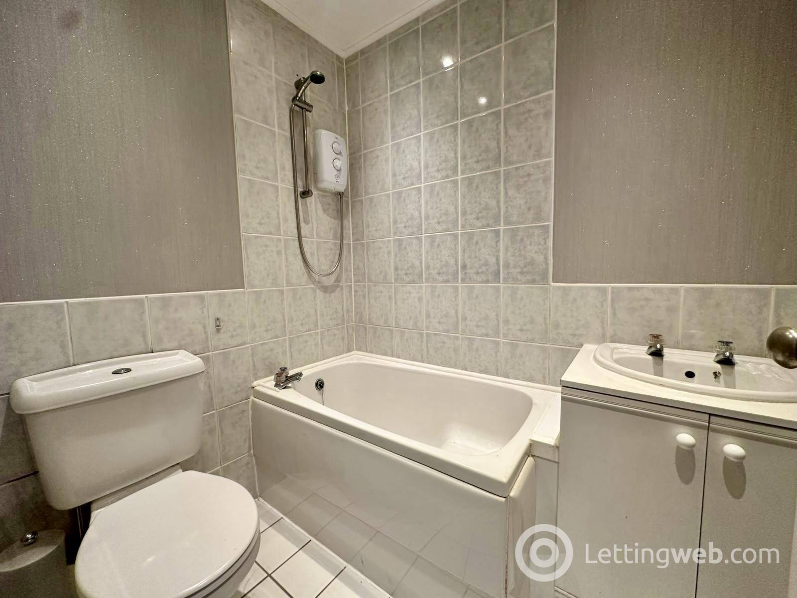 Property to rent in 152 Hutcheon Street, Aberdeen, AB25 3RX