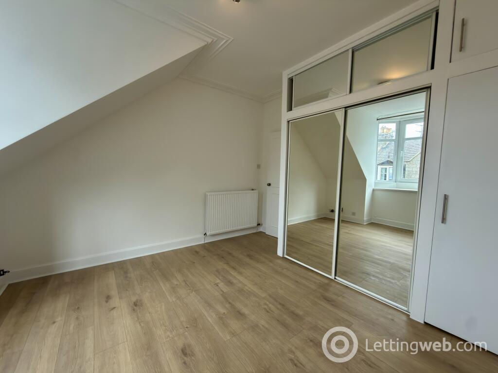 Property to rent in Attic Left, 5 Richmond Terrace, Aberdeen, AB25 2RP