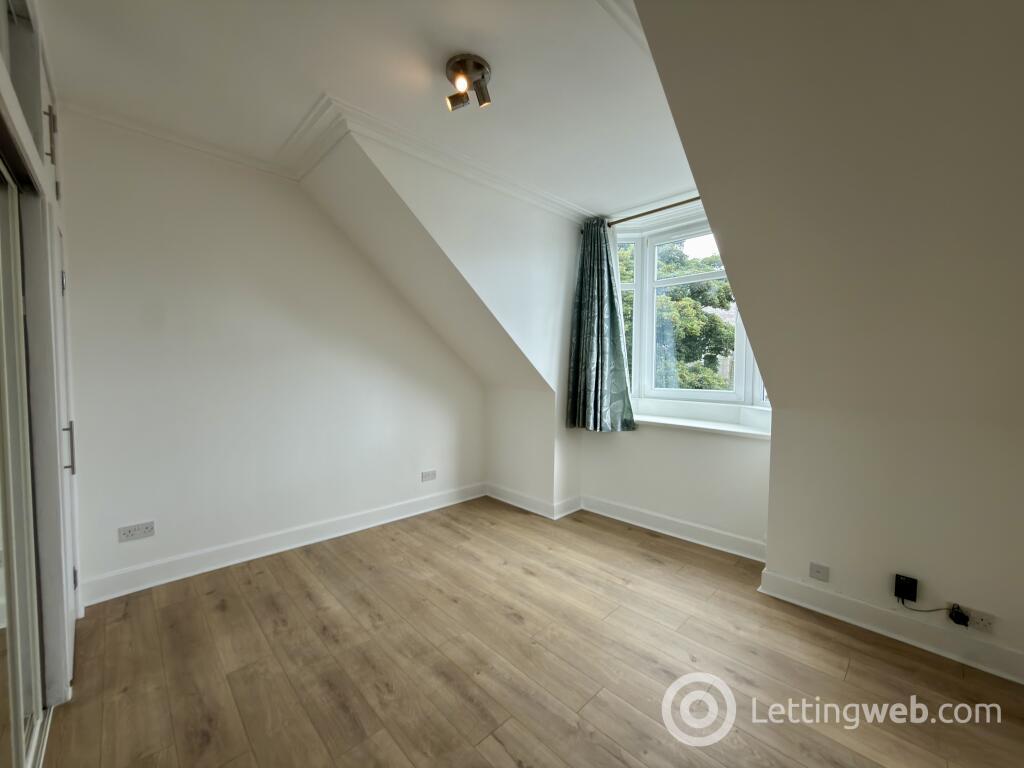 Property to rent in Attic Left, 5 Richmond Terrace, Aberdeen, AB25 2RP
