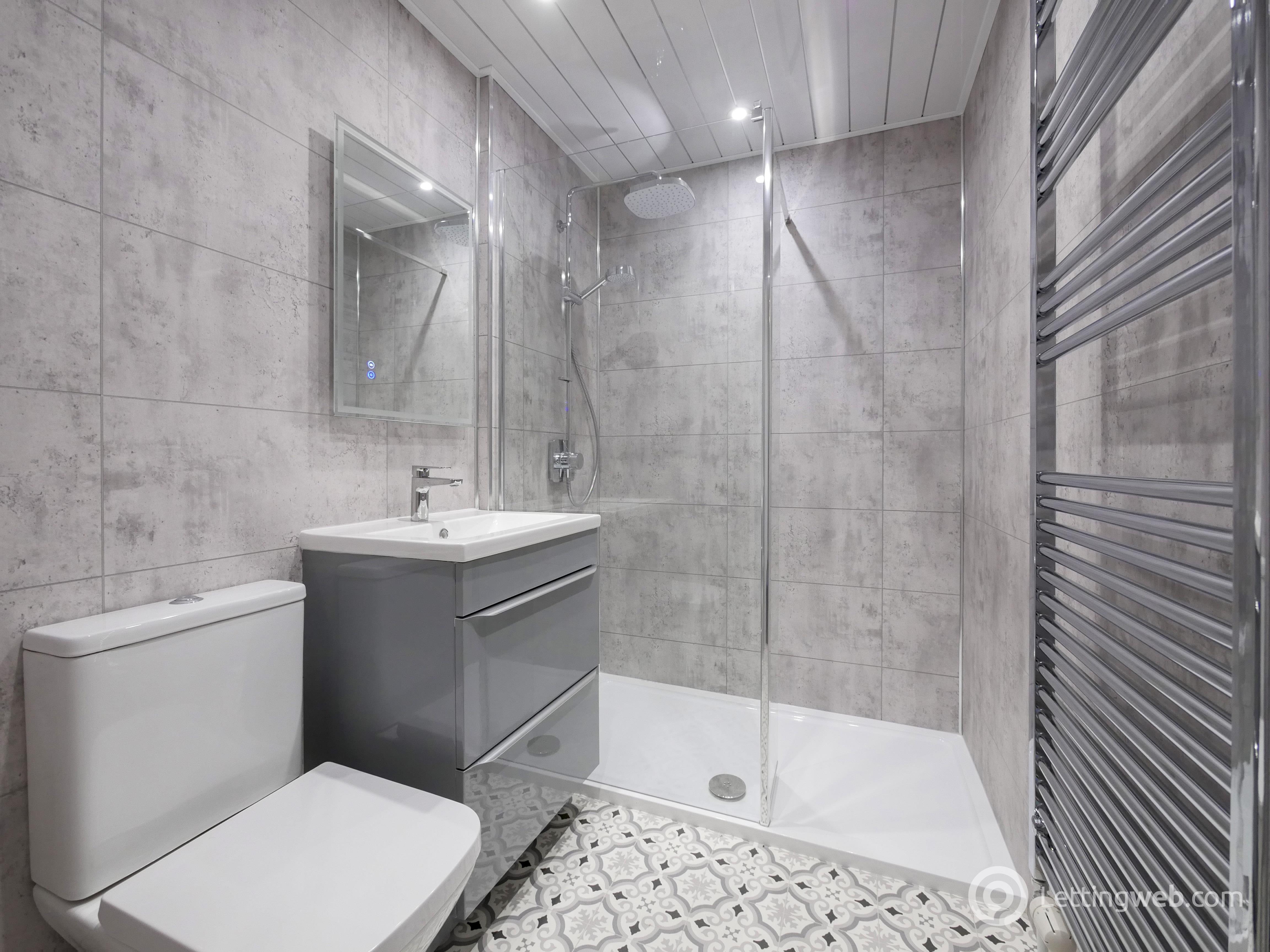Property to rent in G/R, 27 Baxter Park Terrace, Dundee, DD4 6NR