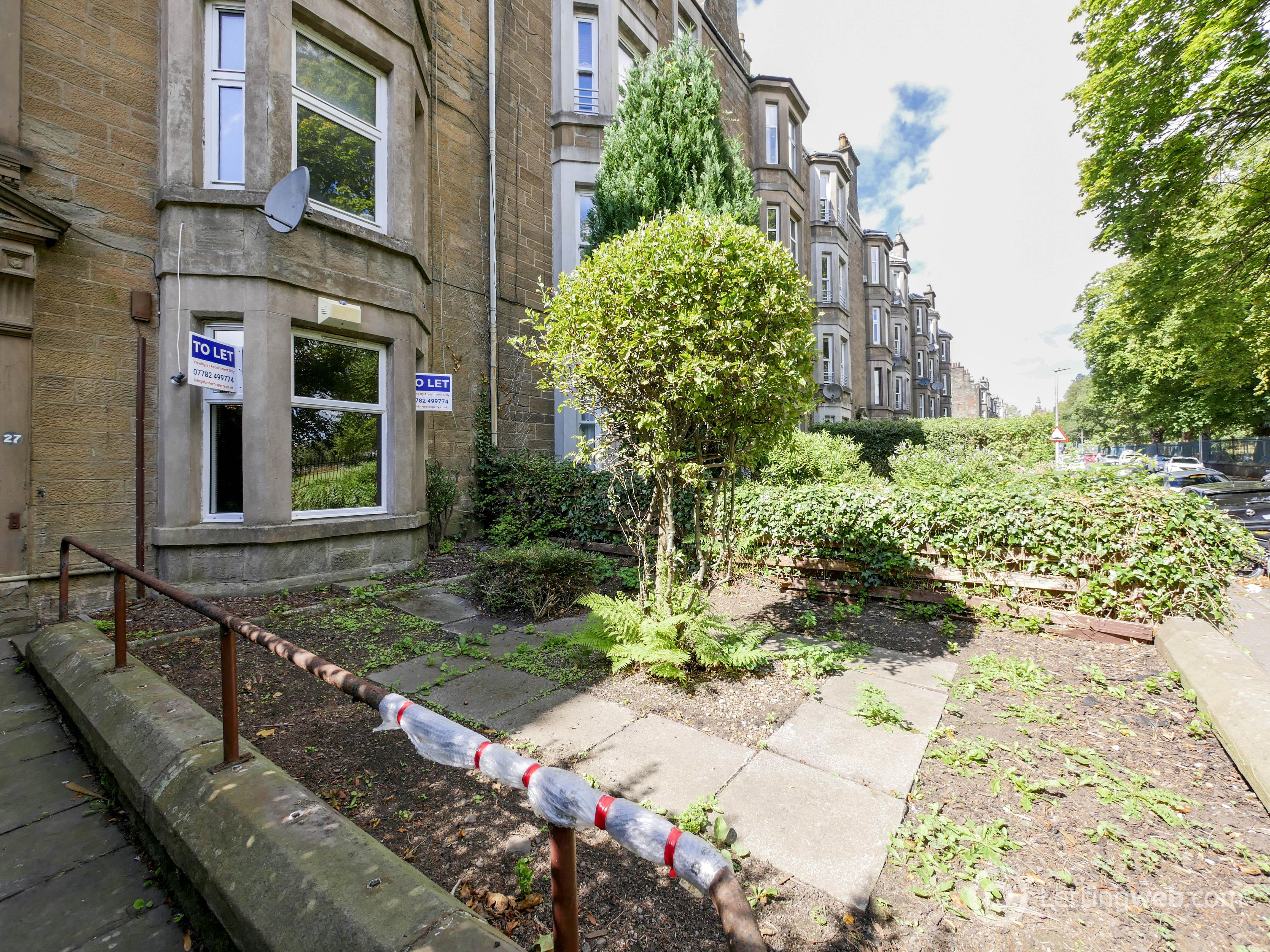Property to rent in G/R, 27 Baxter Park Terrace, Dundee, DD4 6NR