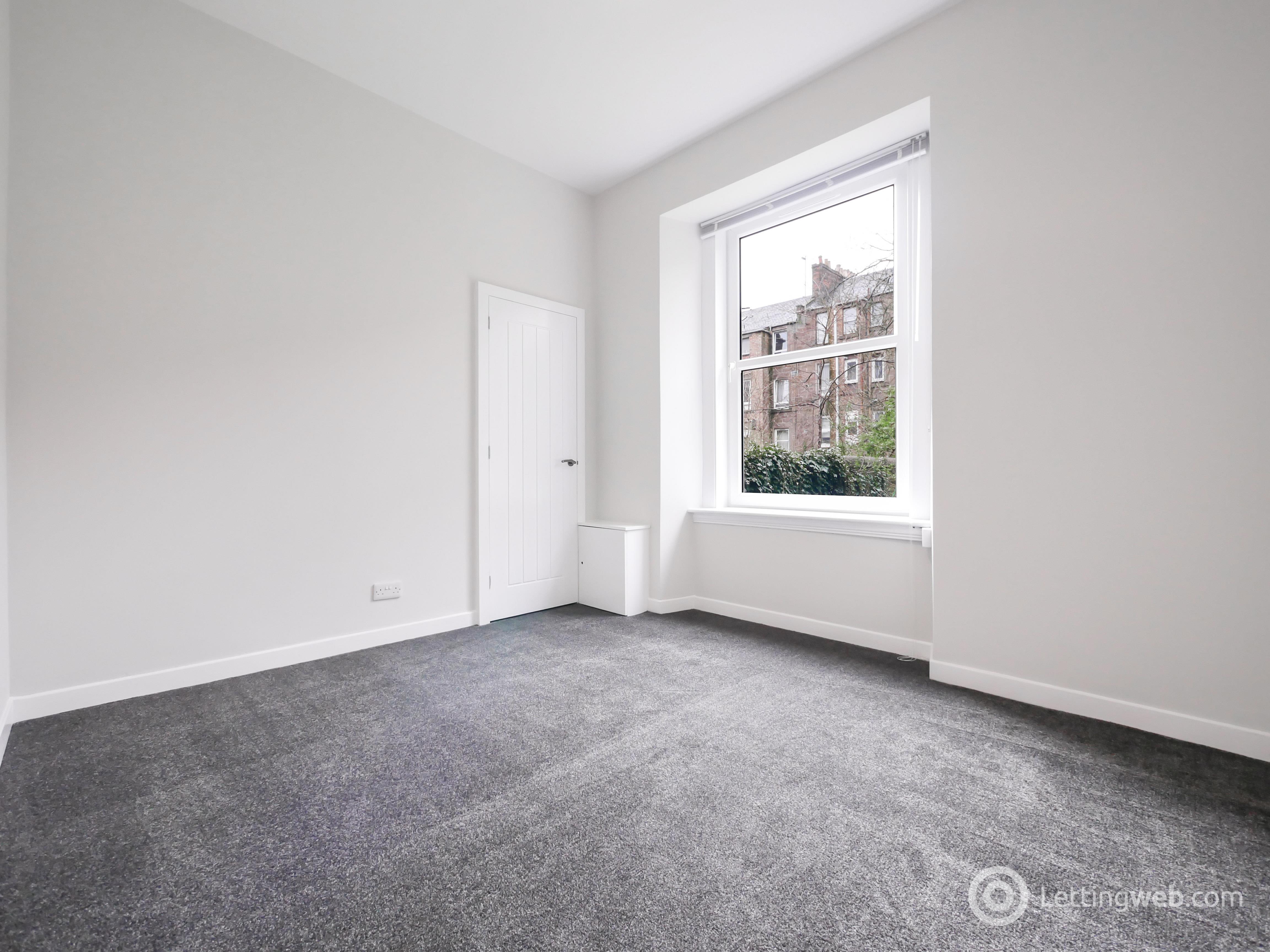 Property to rent in G/L, 14 Baxter Park Terrace, Dundee, DD4 6NW