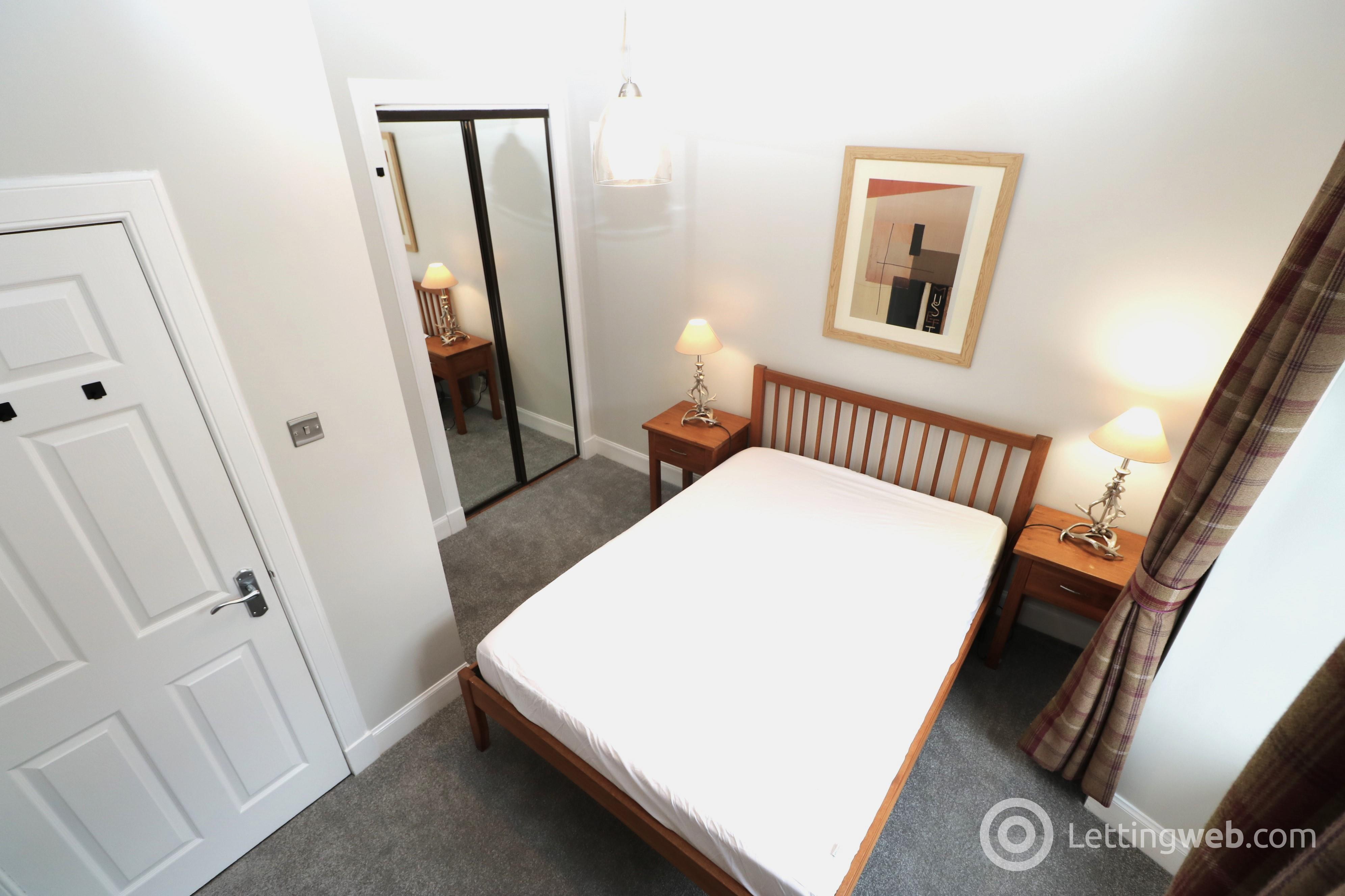 Property to rent in 28 West Nicolson Street, Edinburgh, EH8 9DD