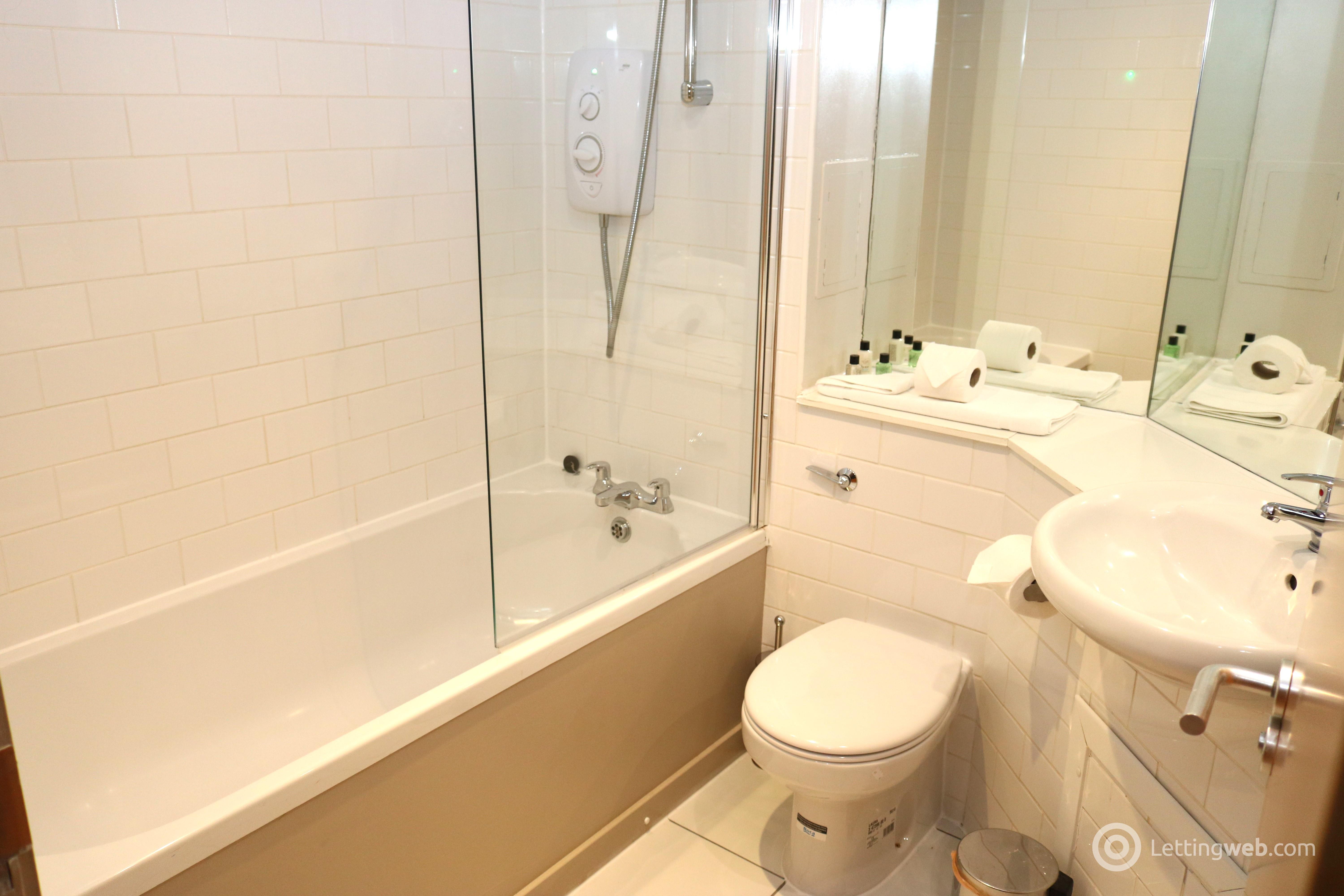 Property to rent in Old Fishmarket Close, Edinburgh, EH1 1AE