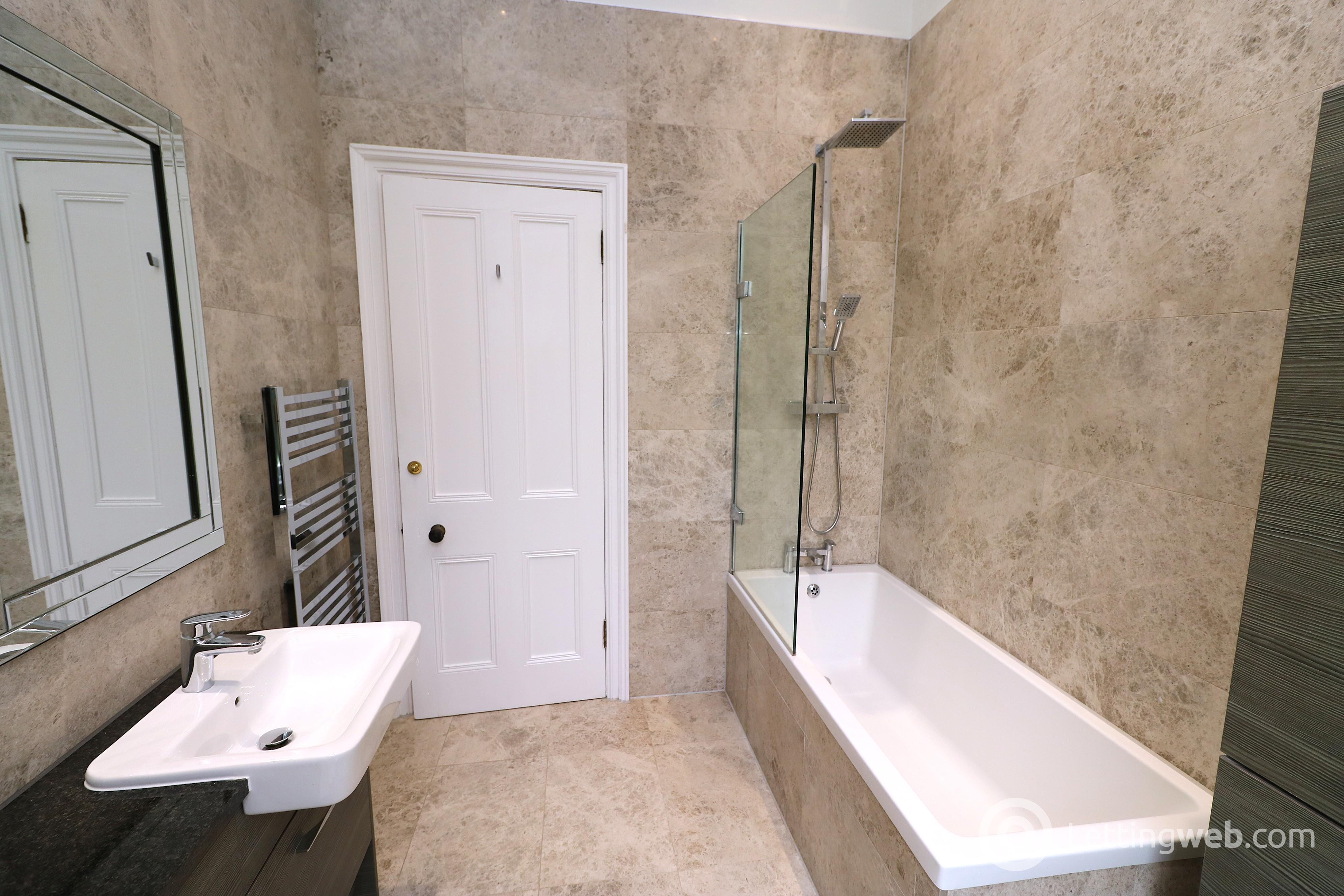 Property to rent in Priestfield Road, Edinburgh, EH16 5HH