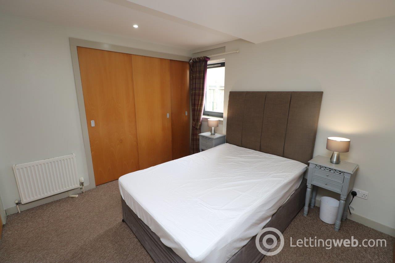 Property to rent in Old Fishmarket Close, Edinburgh, EH1 1AE
