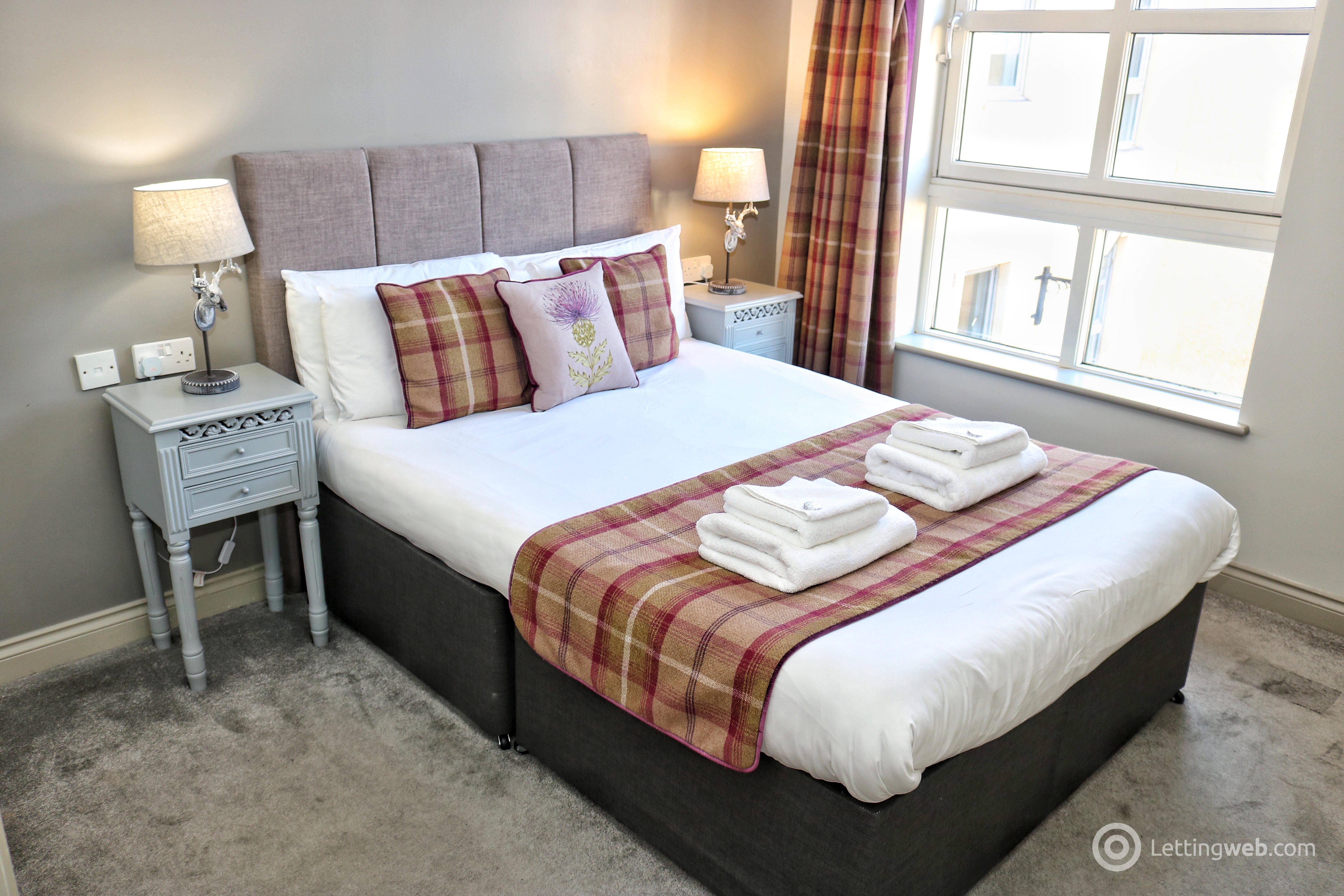 Property to rent in Old Tolbooth Wynd, Edinburgh, EH8 8EQ