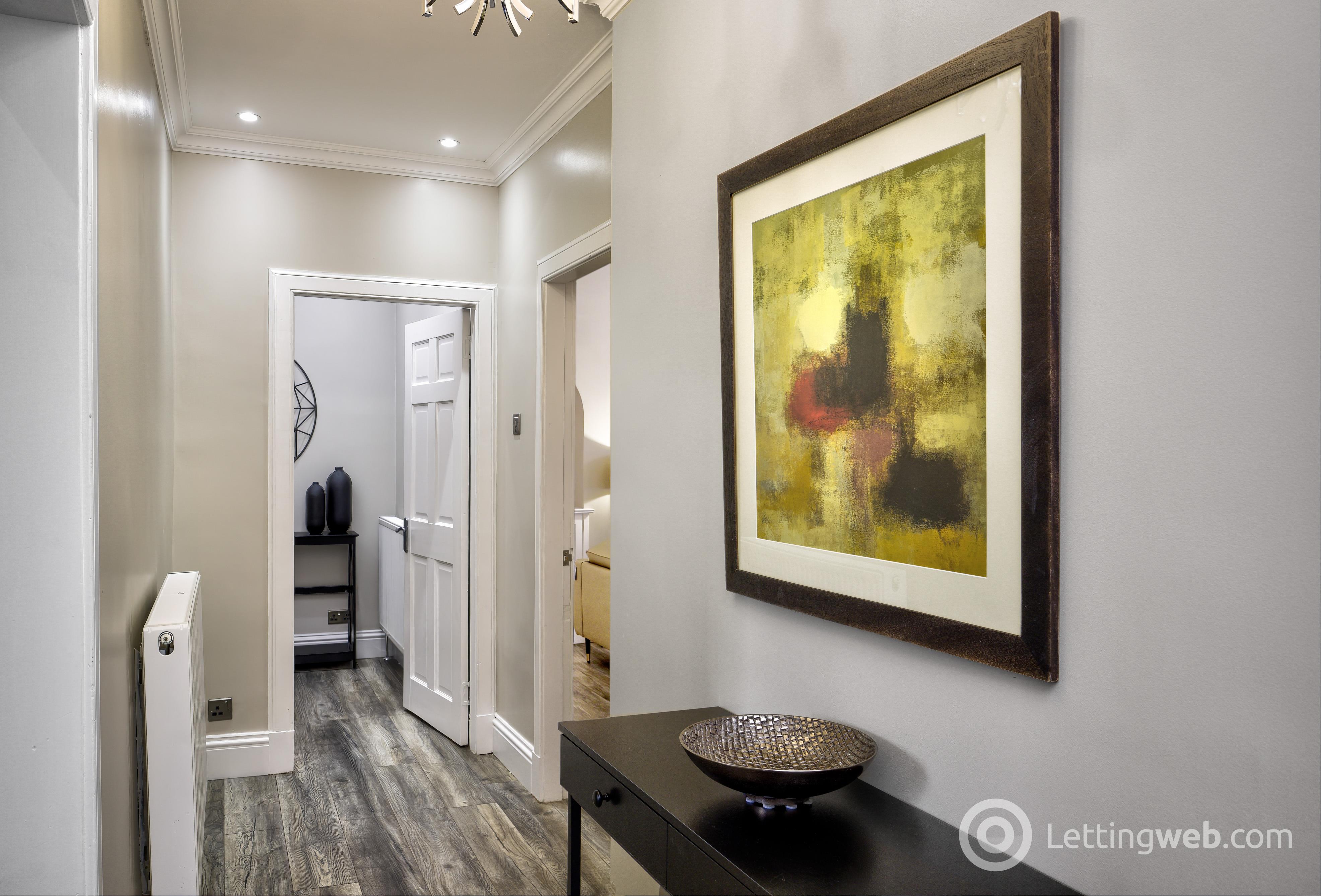 Property to rent in Victoria Street, Edinburgh, EH1 2HE