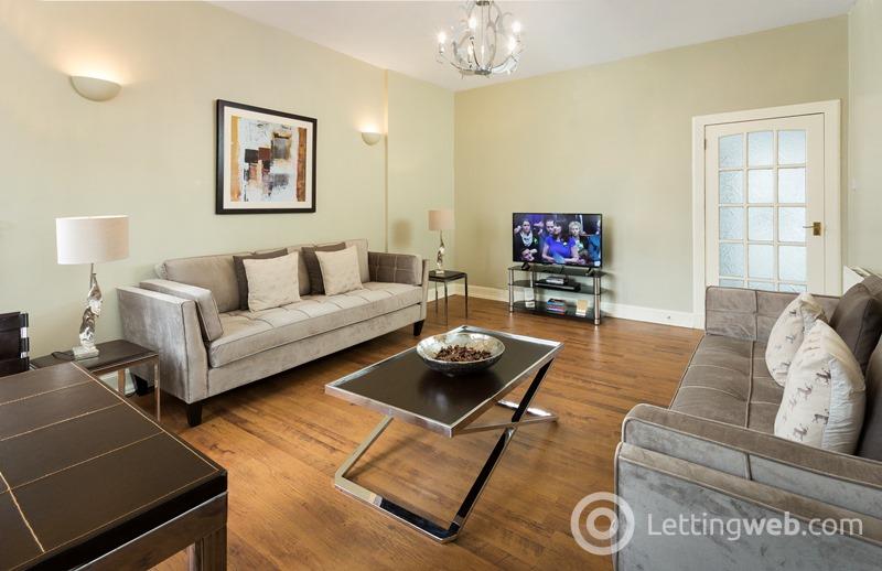 Property to rent in Canongate, Edinburgh, EH8 8AB