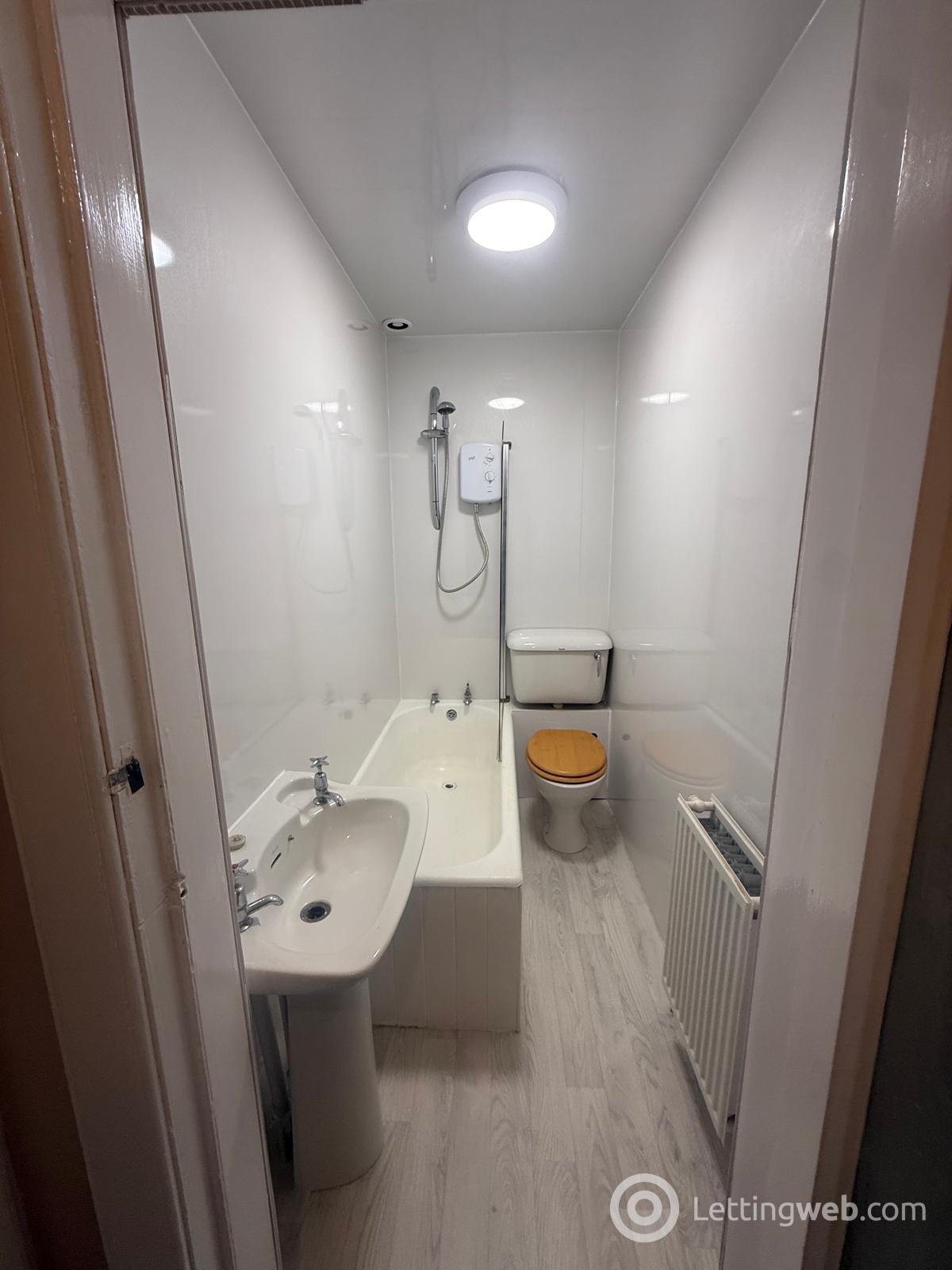 Property to rent in 11/4, Bourtree Place, Hawick, TD9 9HL