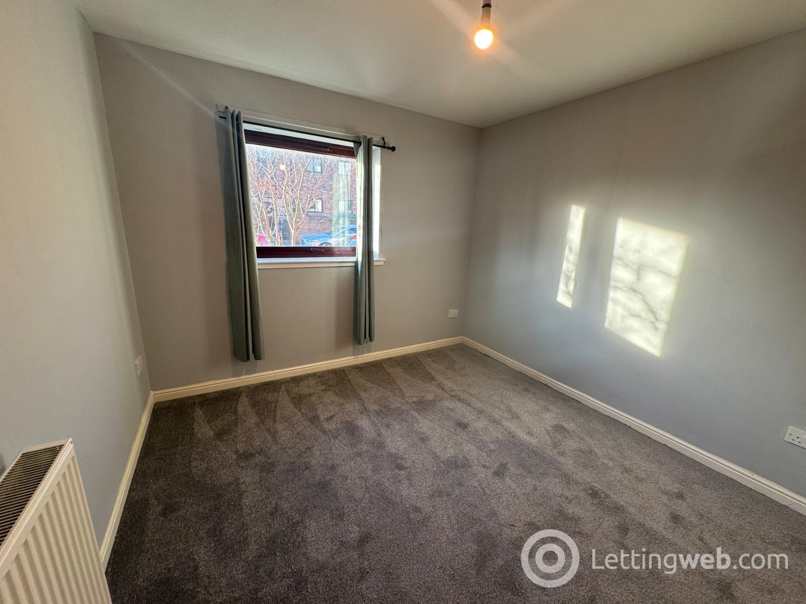 Property to rent in Flat 2, 1 York Street, Ayr, KA8 8AN