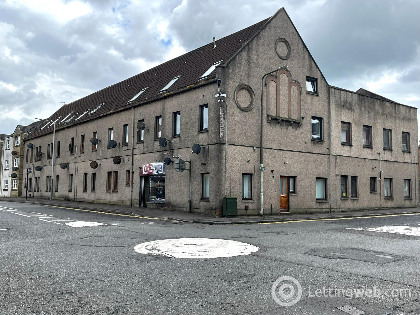 Property to rent in 8 Oakfield Street, Kelty, KY4 0BU